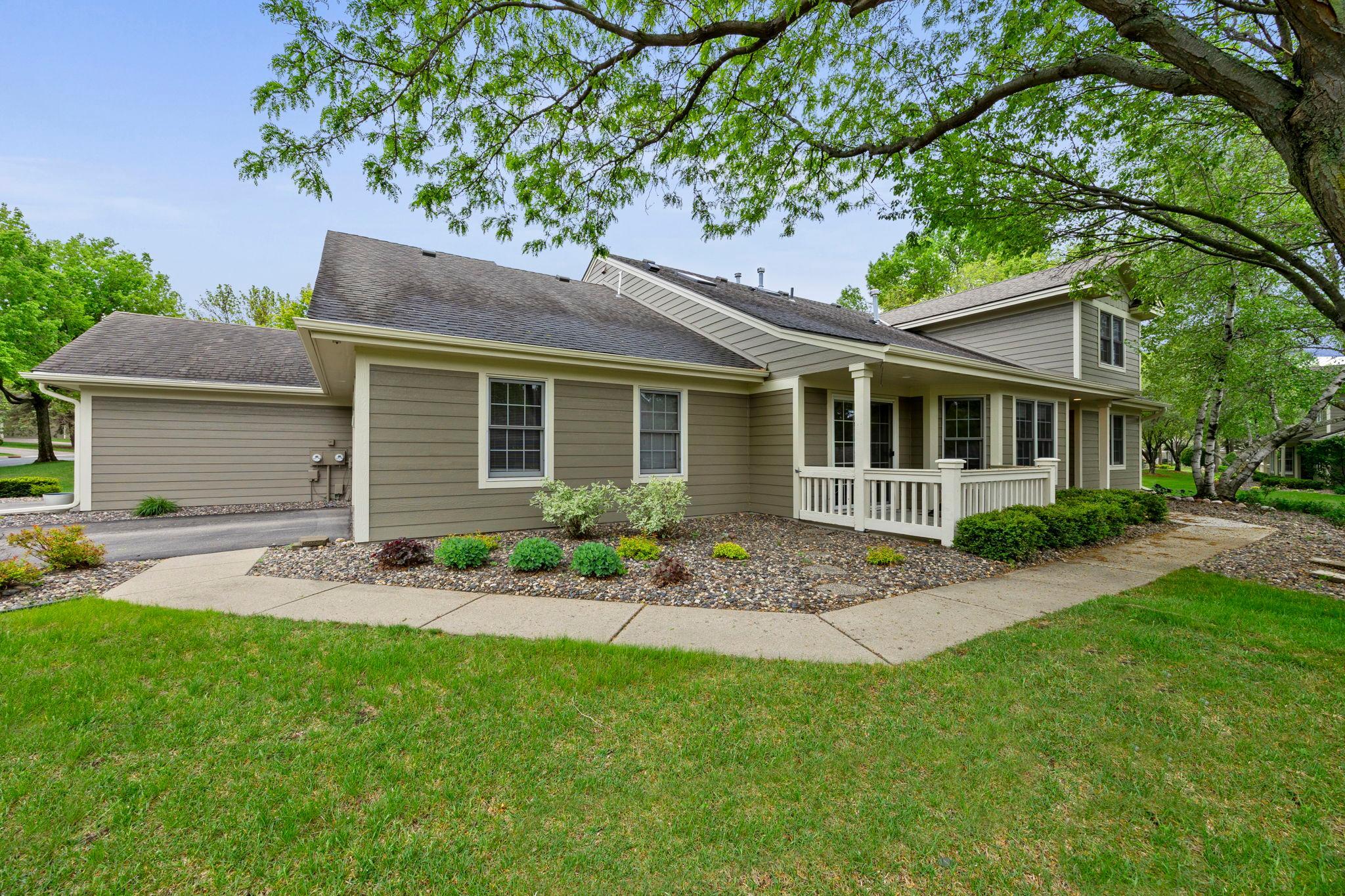 809 Ivy Lane