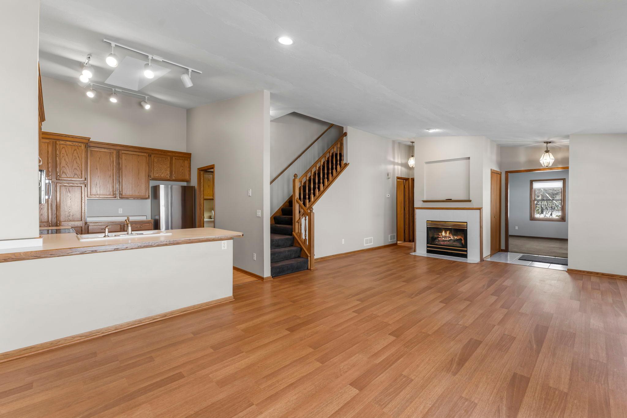 809 Ivy Lane