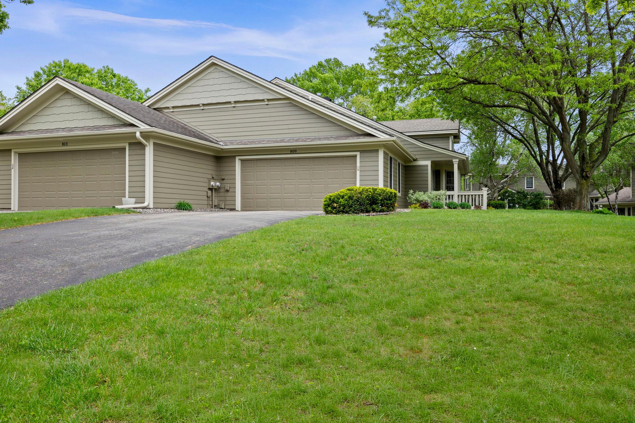 809 Ivy Lane