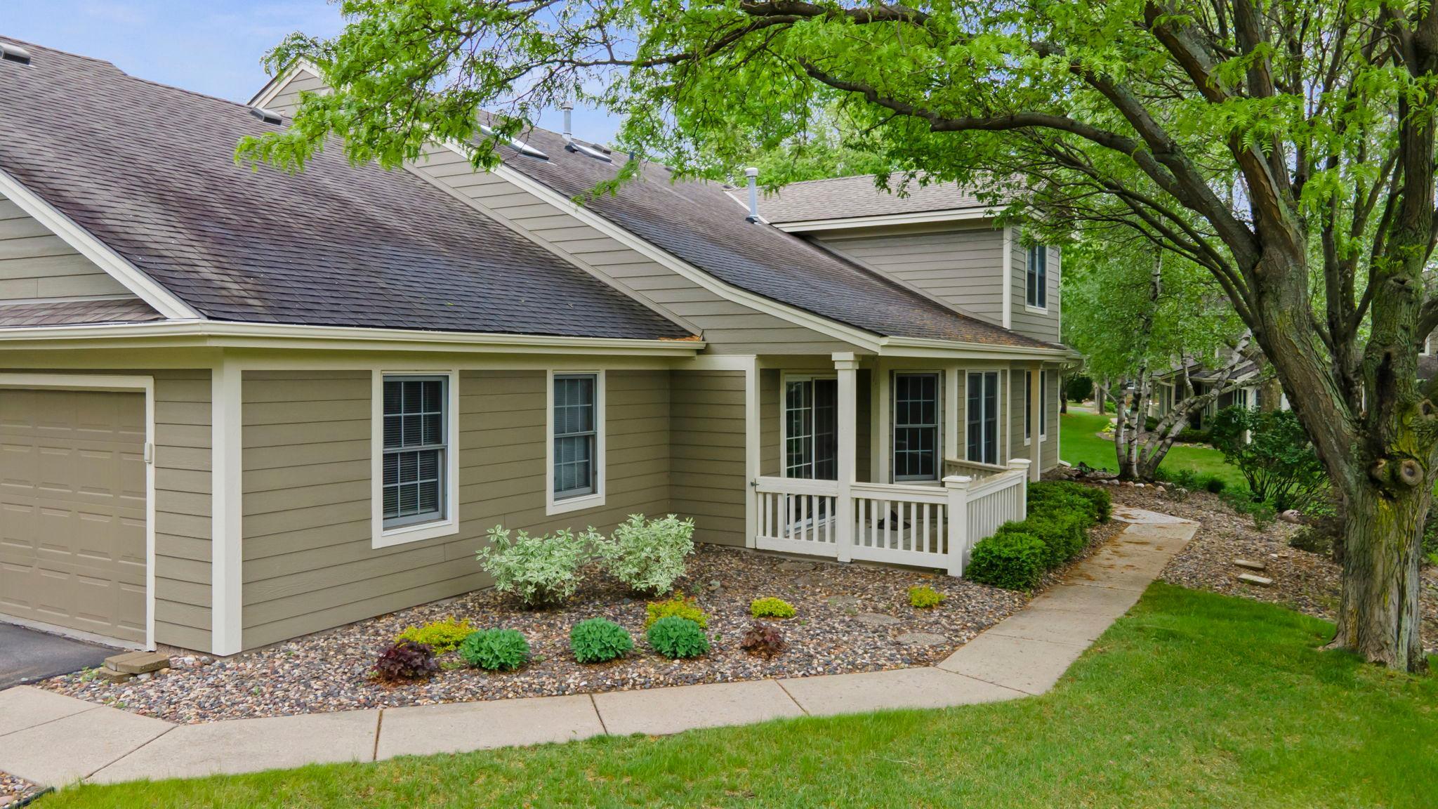 809 Ivy Lane