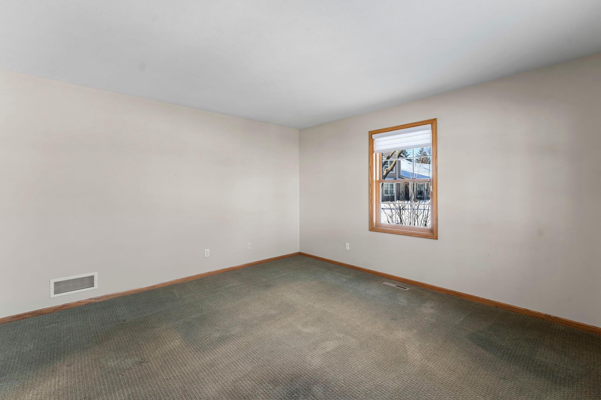 809 Ivy Lane