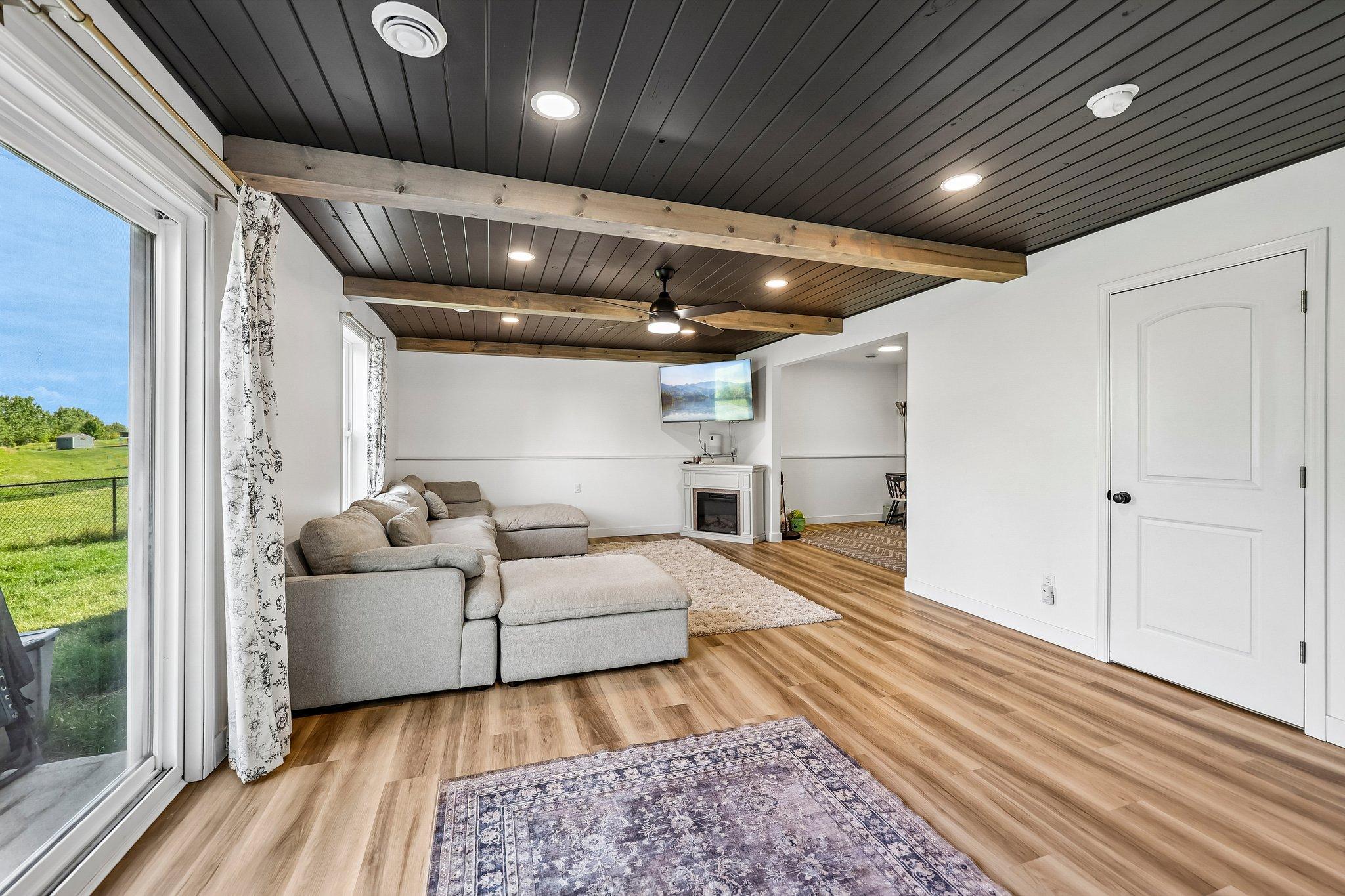 13856 Anderson Drive