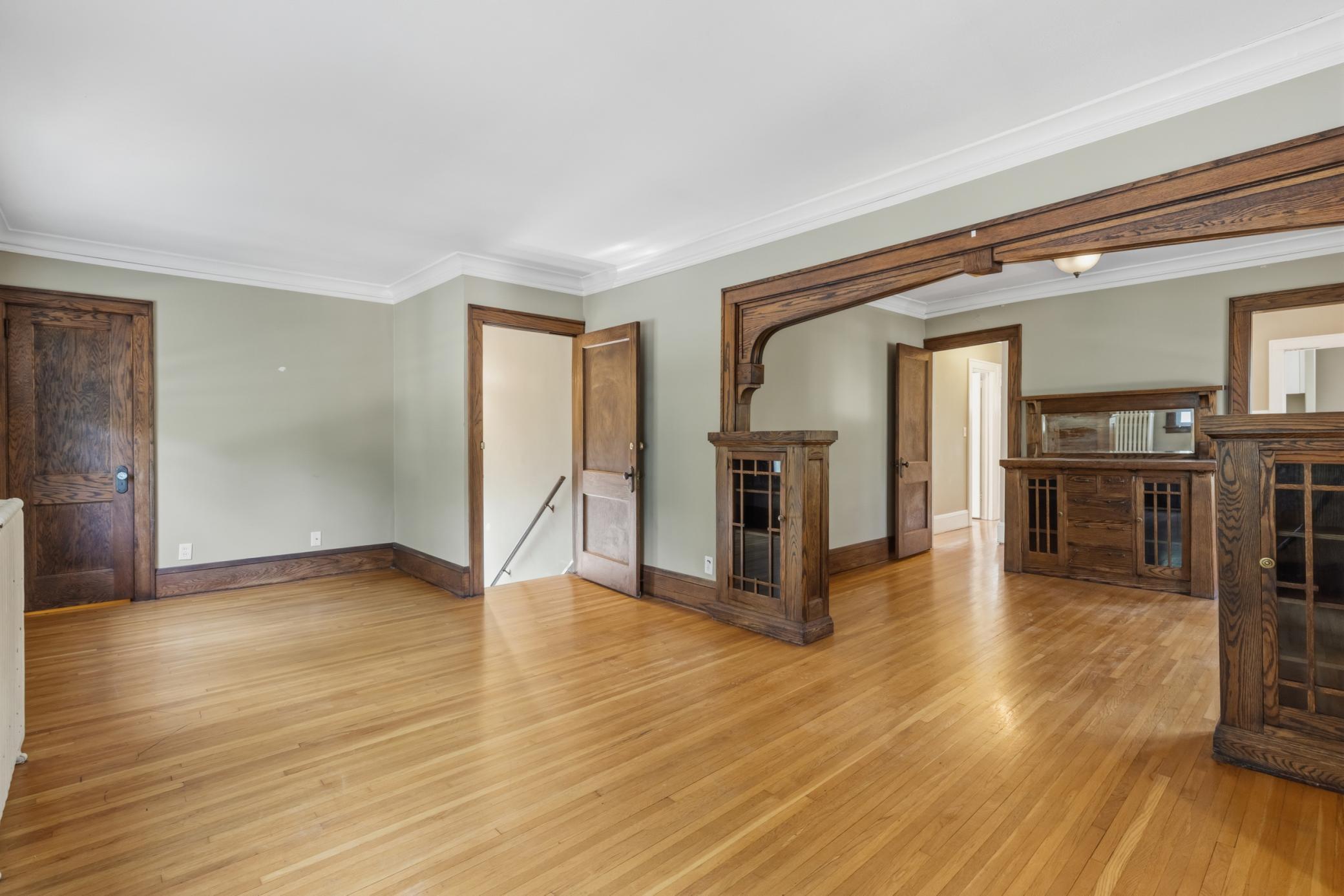 1883 Saint Clair Avenue