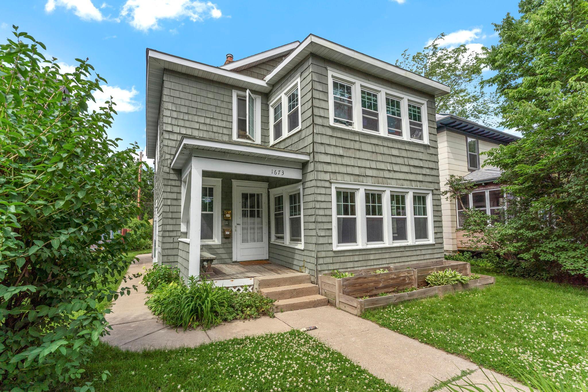 1673 Van Buren Avenue