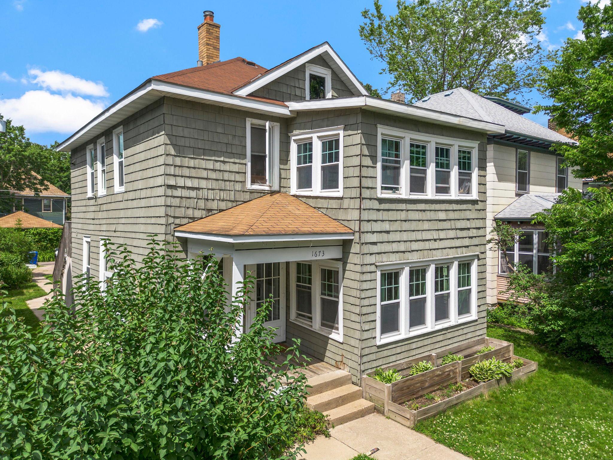 1673 Van Buren Avenue