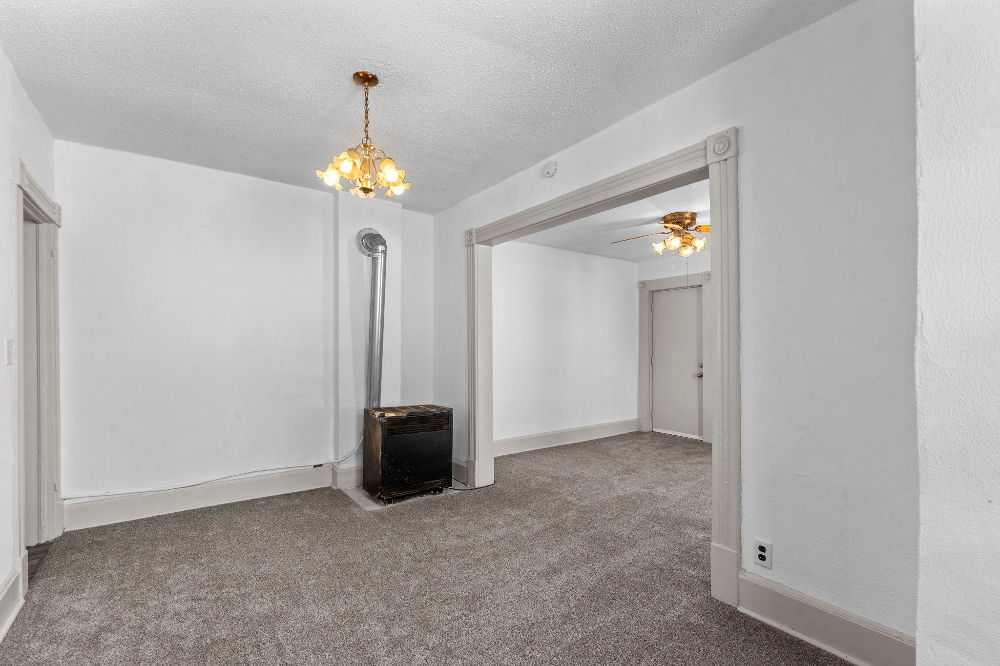 1827-1829 Saint Anthony Avenue