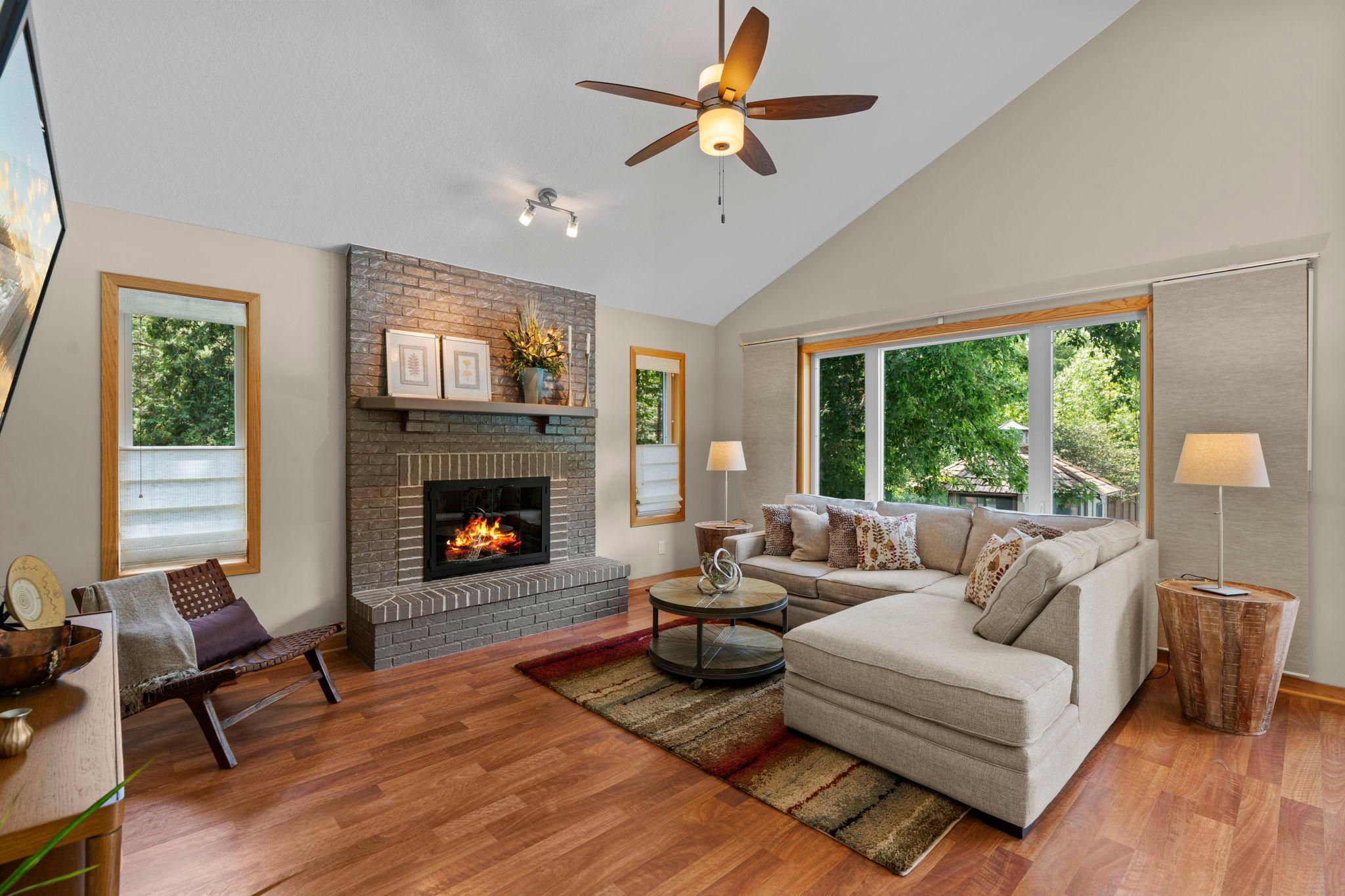 9040 E Sunrise Circle