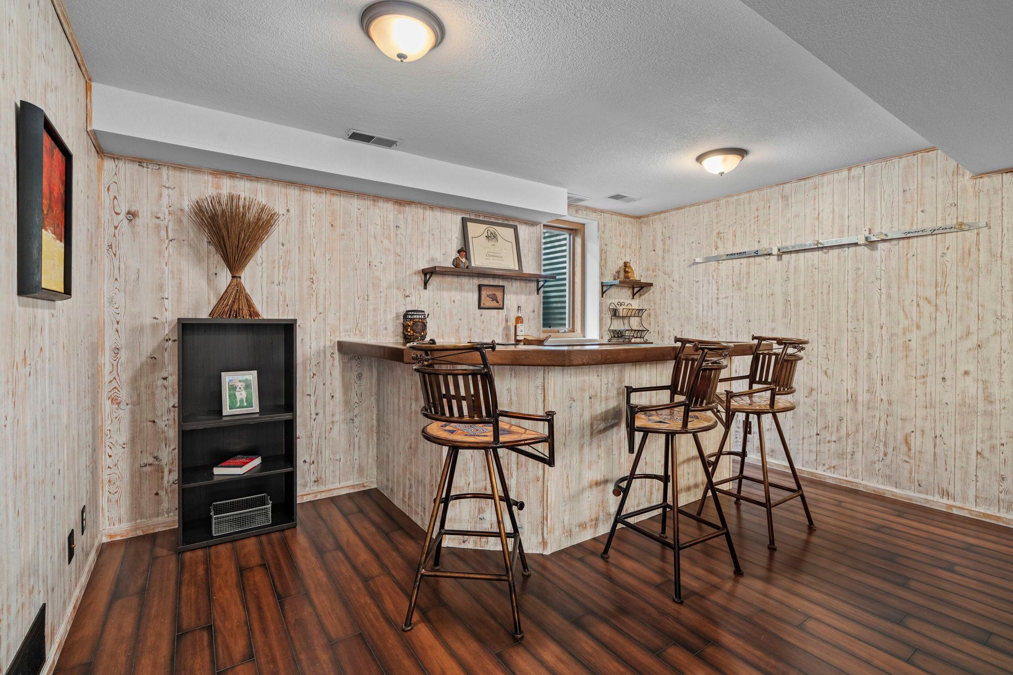 9040 E Sunrise Circle