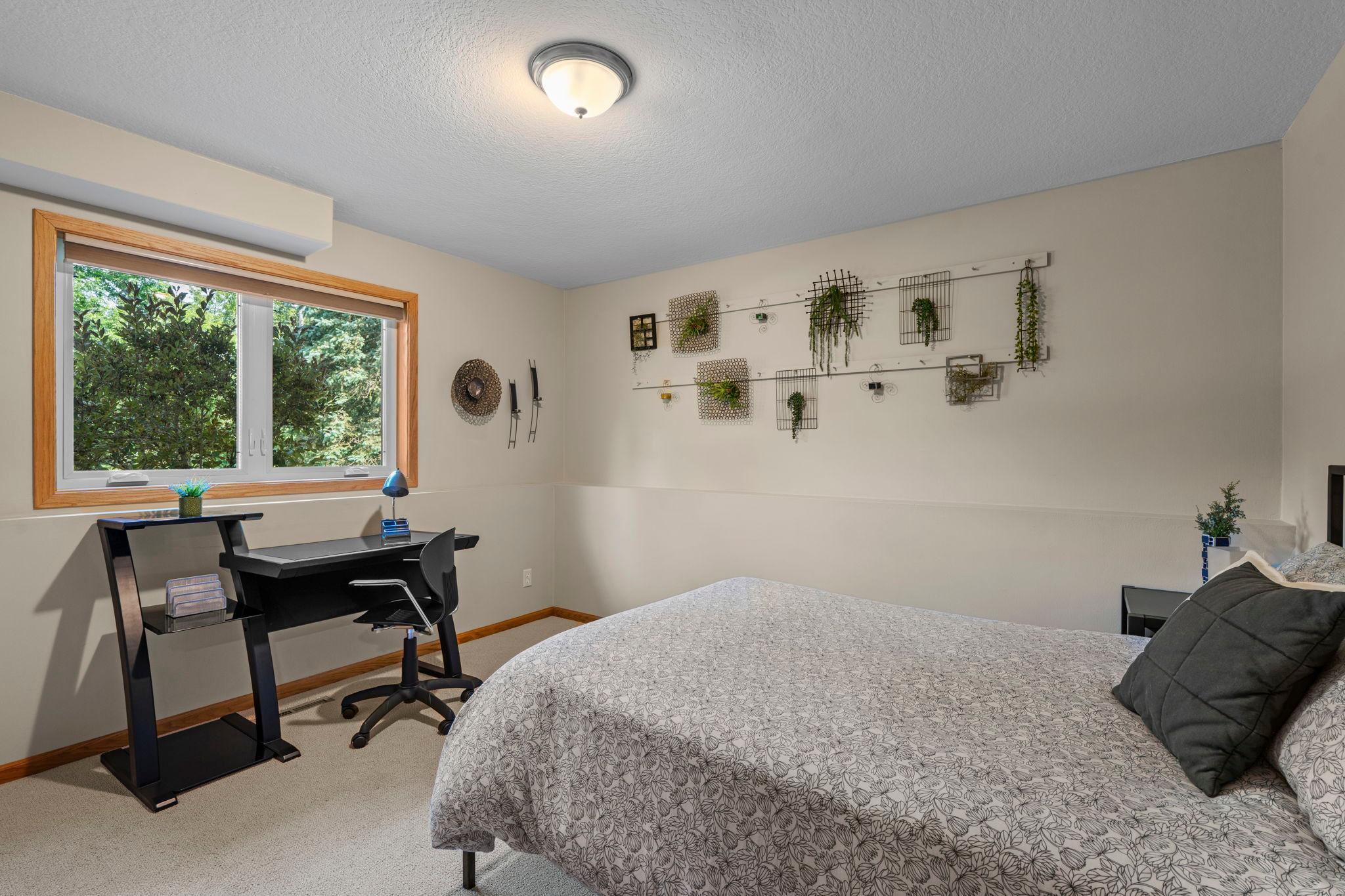 9040 E Sunrise Circle