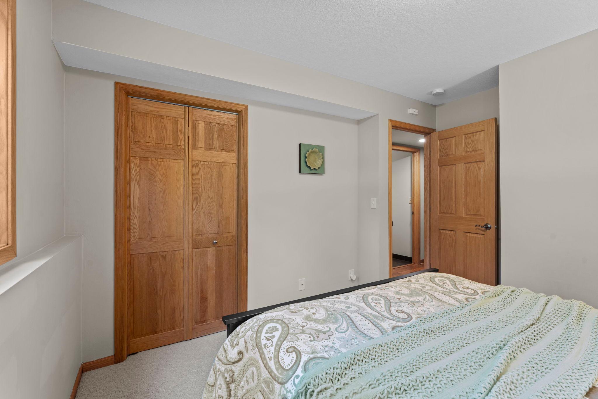 9040 E Sunrise Circle