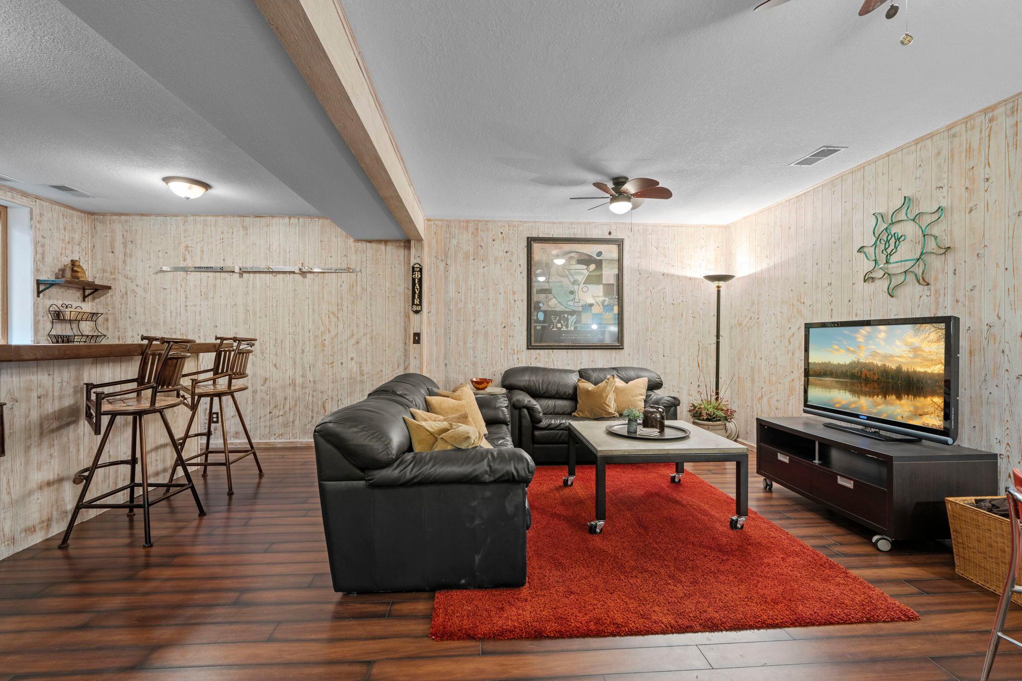9040 E Sunrise Circle