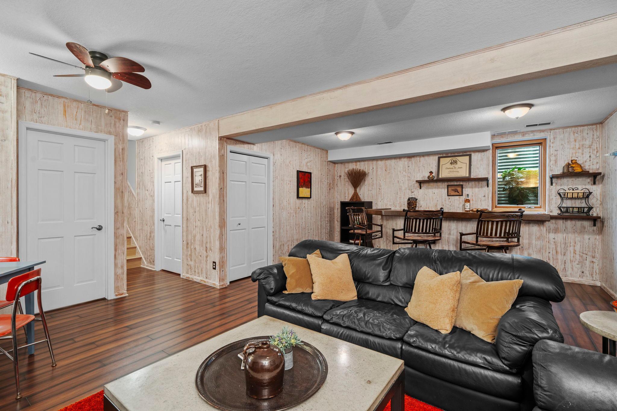 9040 E Sunrise Circle