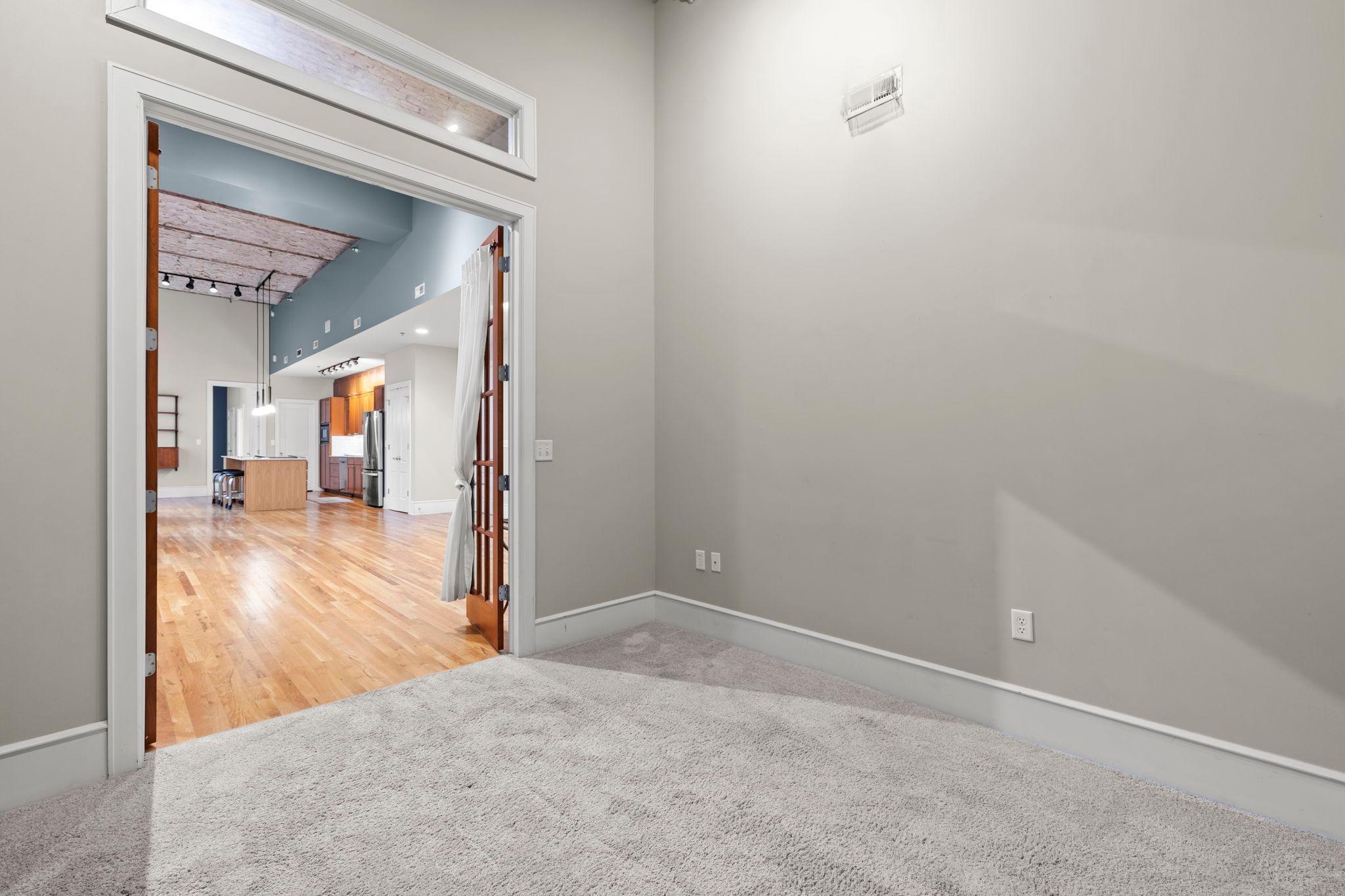 300 Wall Street Unit: 101
