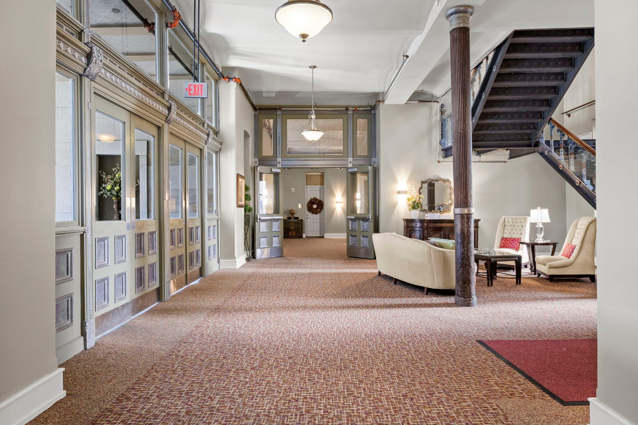 300 Wall Street Unit: 101