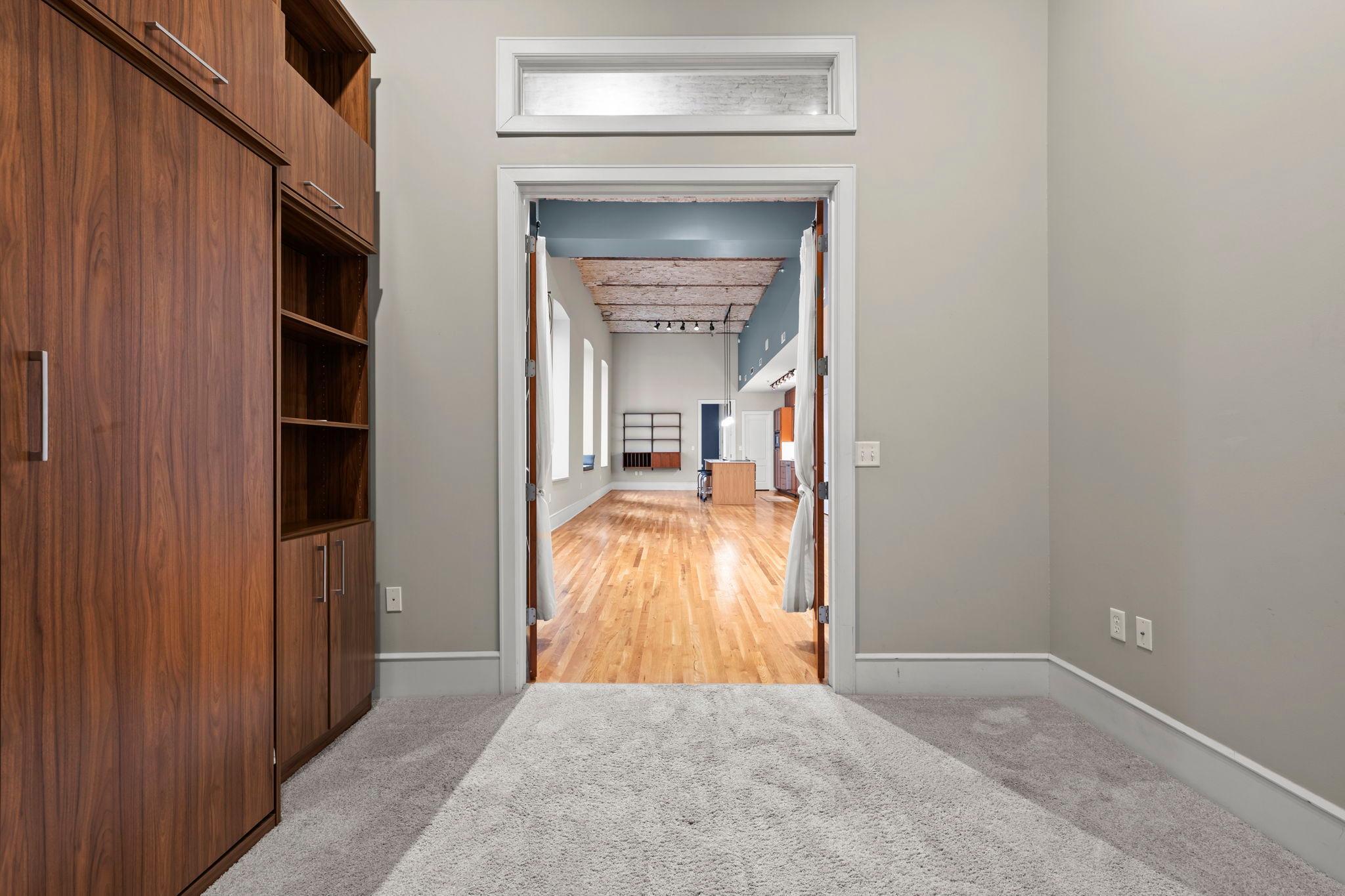 300 Wall Street Unit: 101