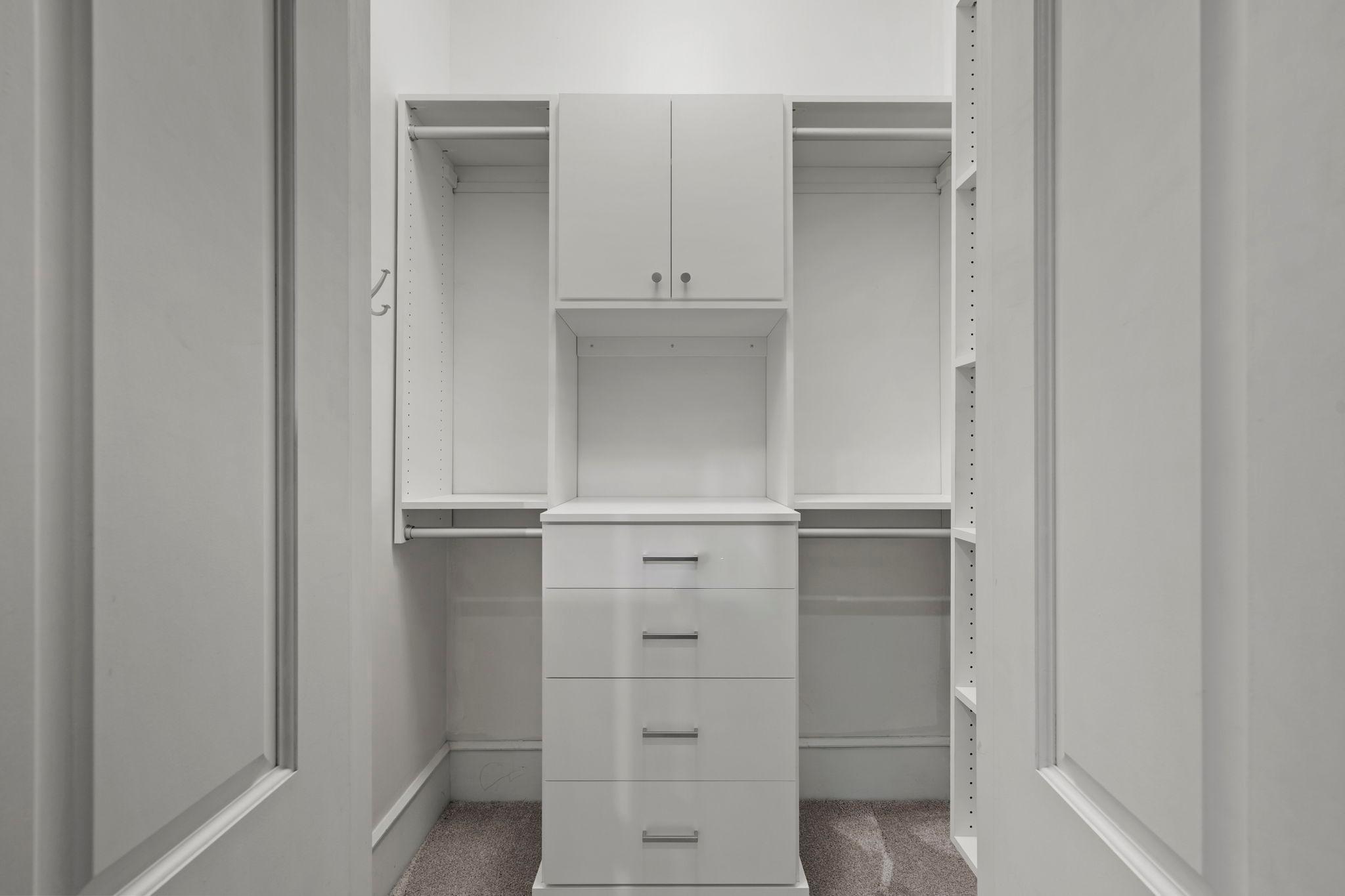 300 Wall Street Unit: 101
