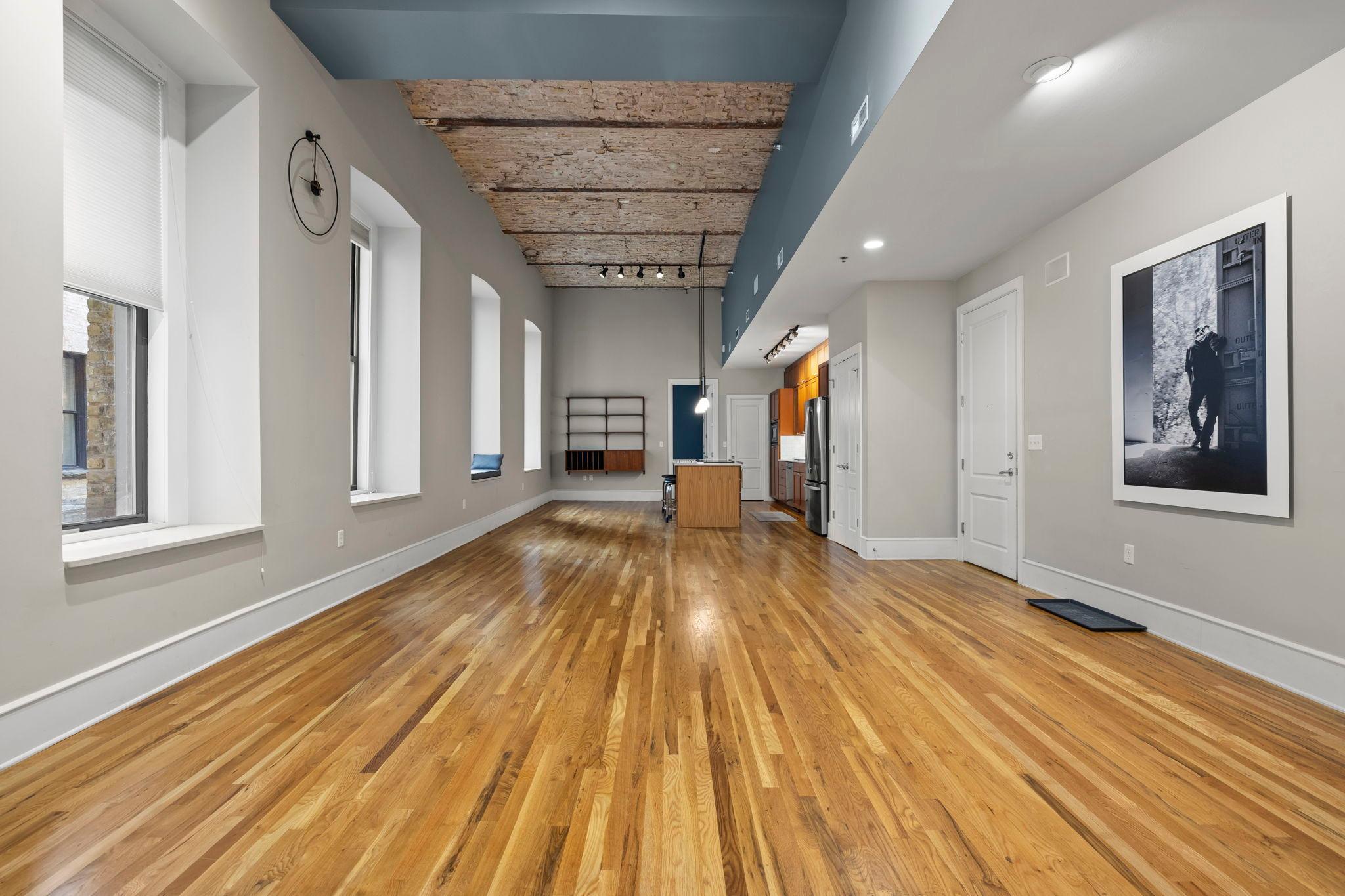 300 Wall Street Unit: 101