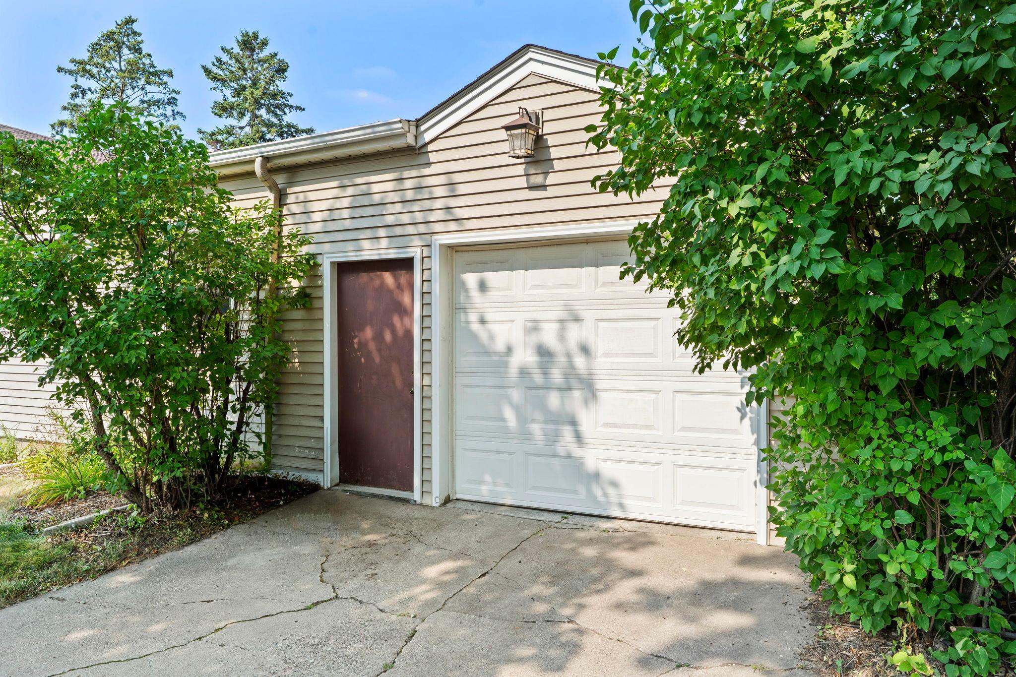743 Parkview Avenue