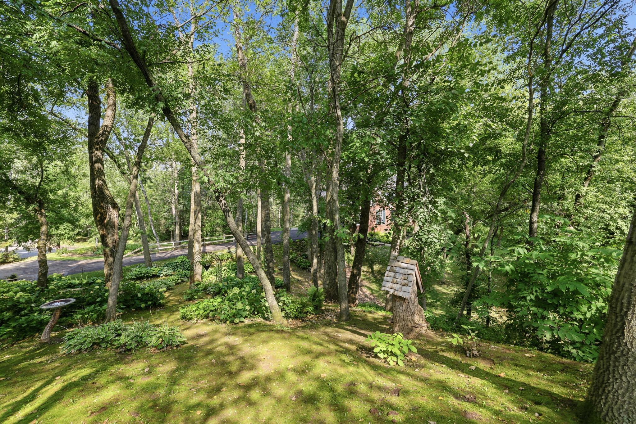 805 Midwest Trail Court N