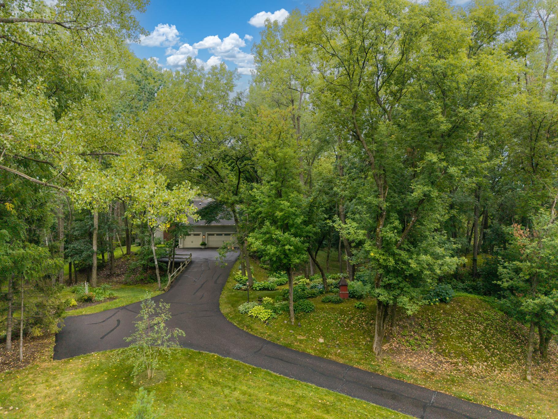 805 Midwest Trail Court N