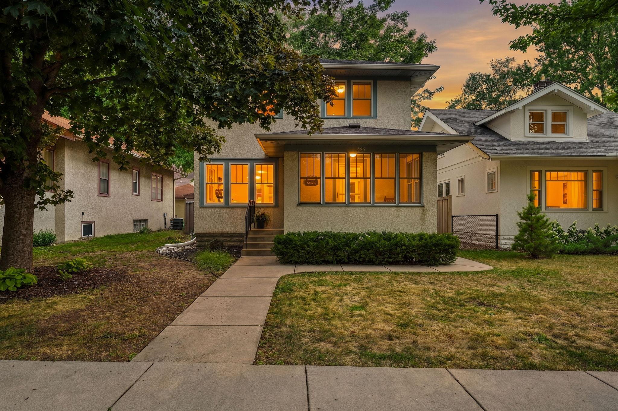 2166 Palace Avenue