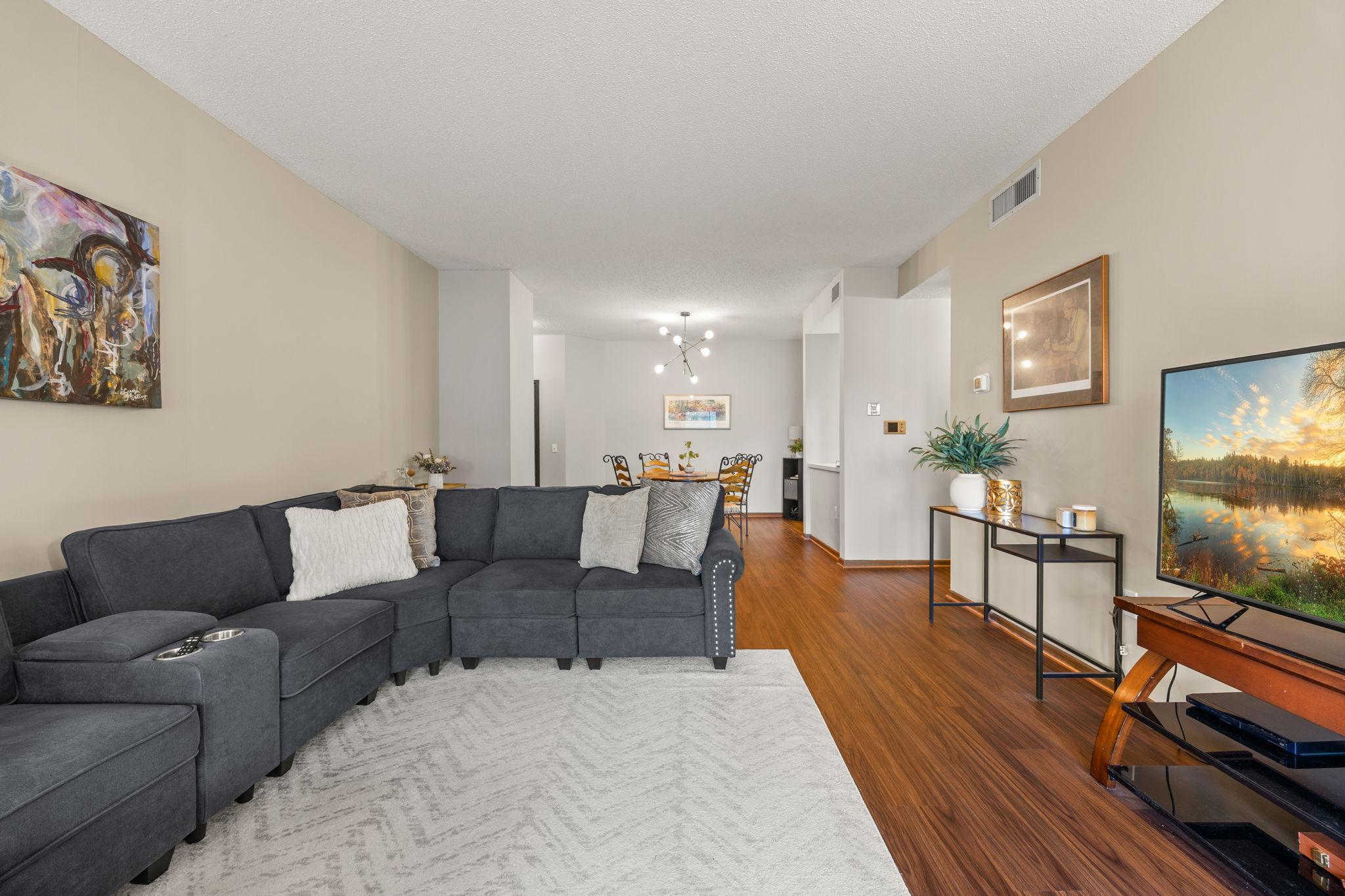 2275 Youngman Avenue Unit: 106W