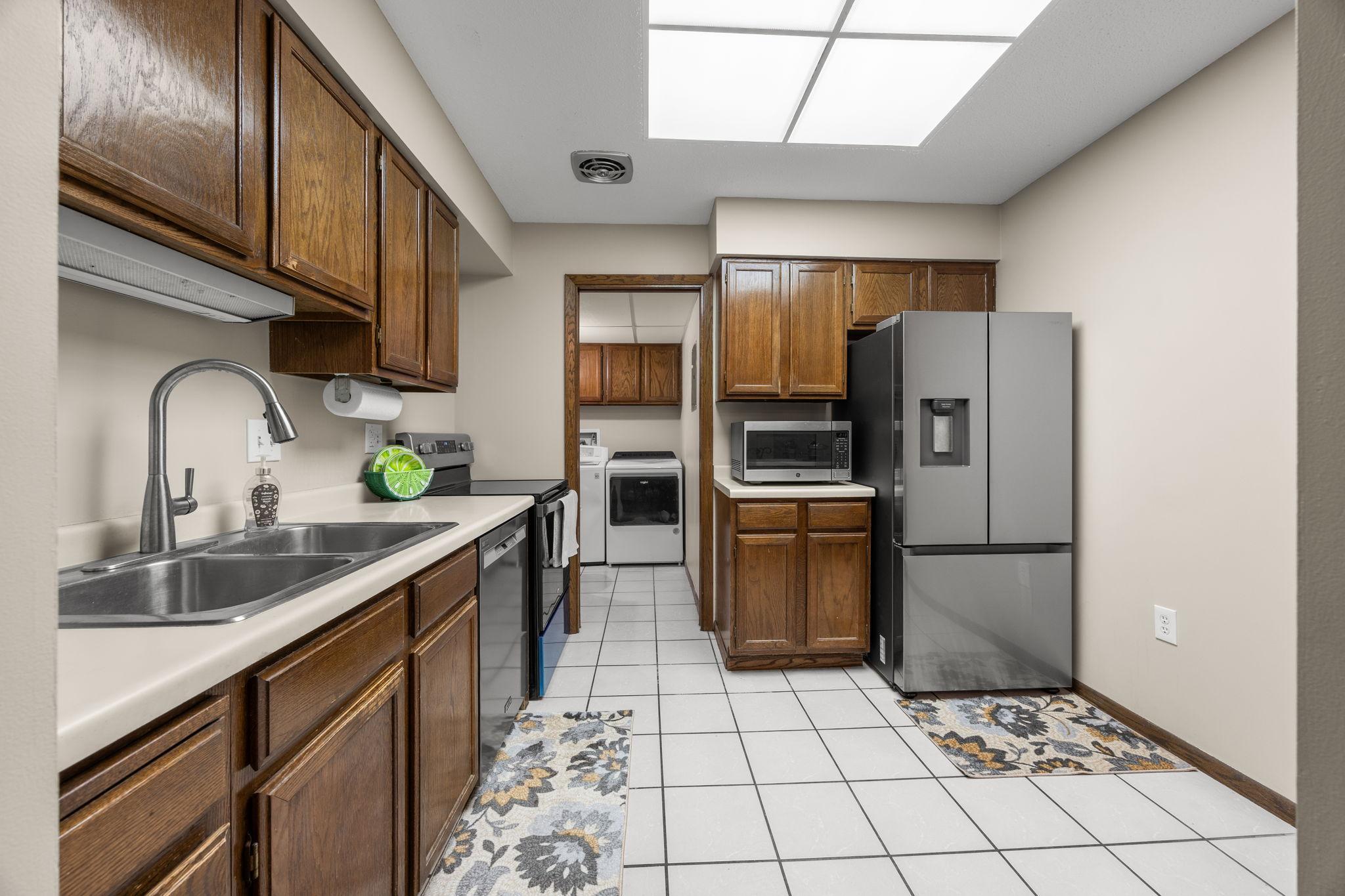 2275 Youngman Avenue Unit: 106W