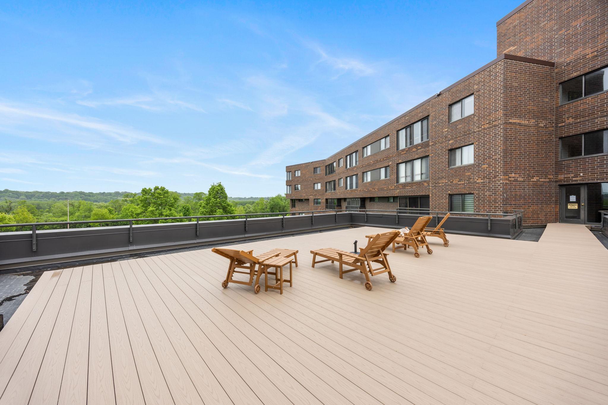 2275 Youngman Avenue Unit: 106W