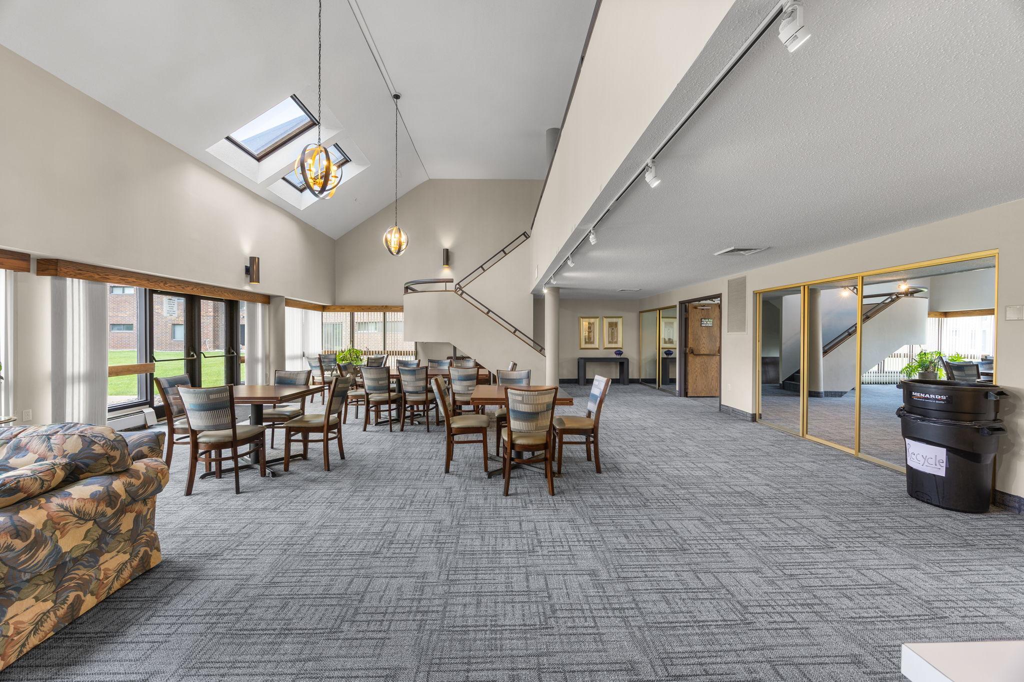 2275 Youngman Avenue Unit: 106W