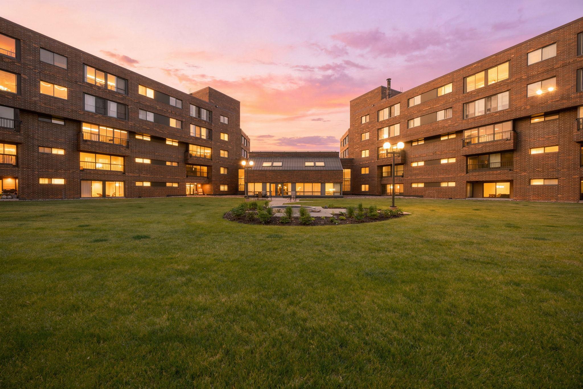 2275 Youngman Avenue Unit: 106W