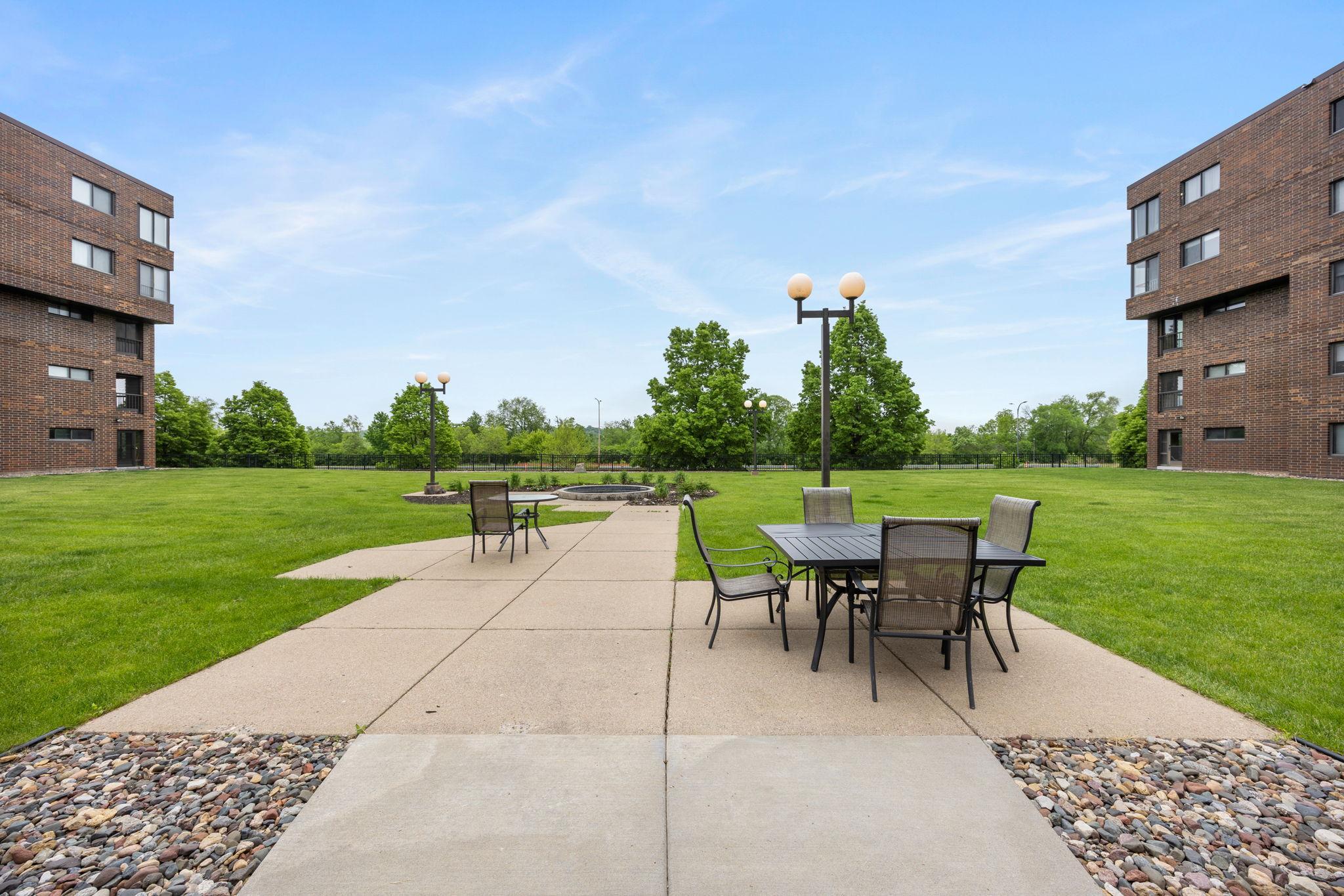 2275 Youngman Avenue Unit: 106W