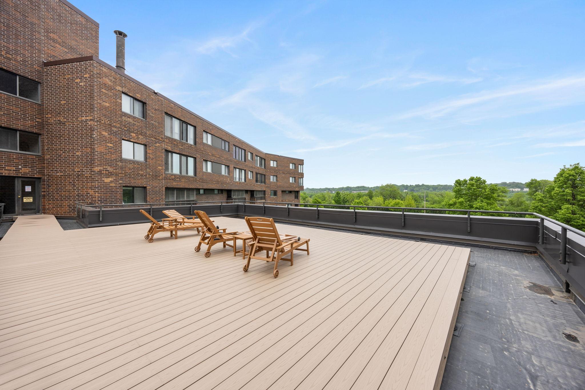 2275 Youngman Avenue Unit: 106W