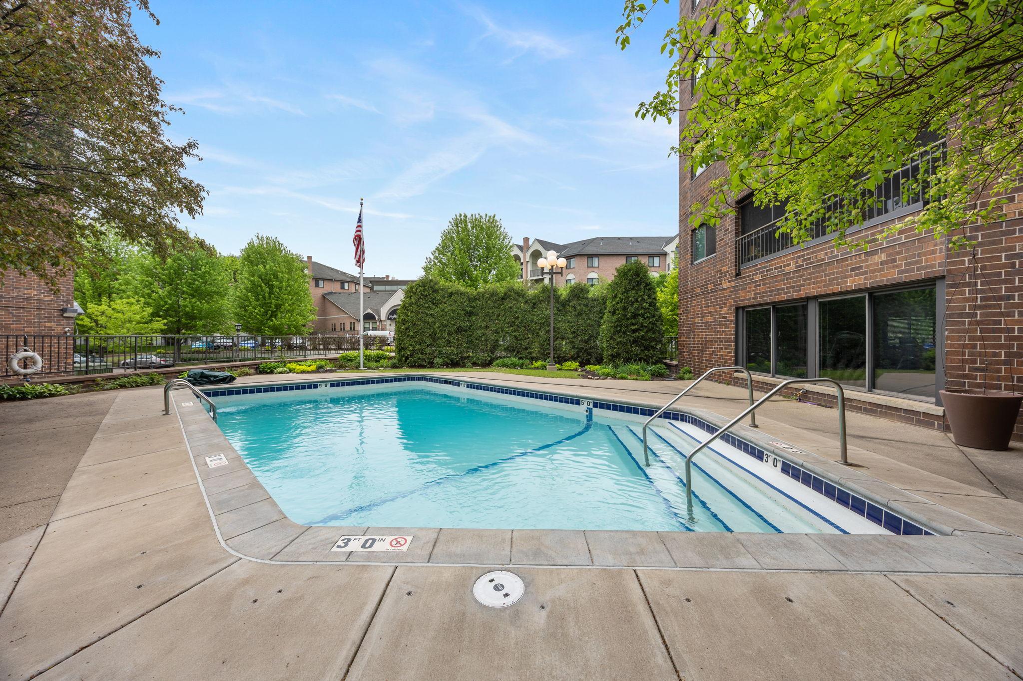 2275 Youngman Avenue Unit: 106W