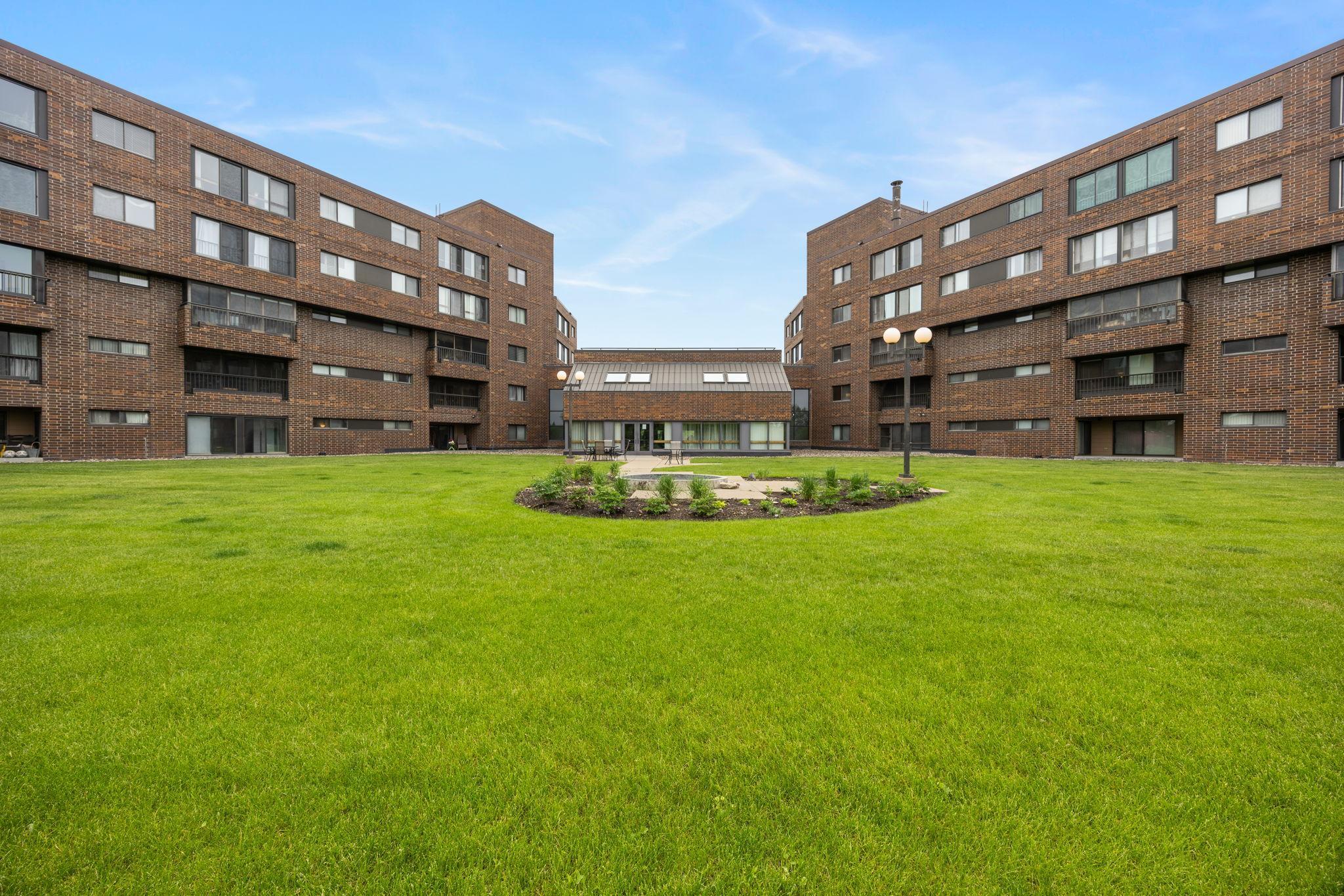 2275 Youngman Avenue Unit: 106W
