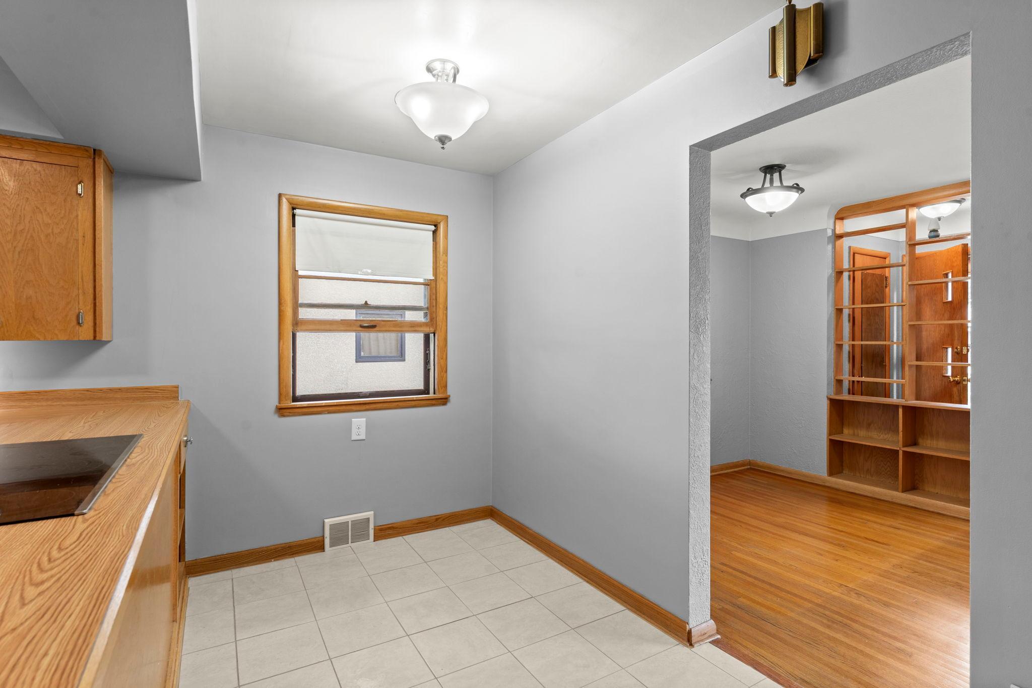 238 Macarthur Street W
