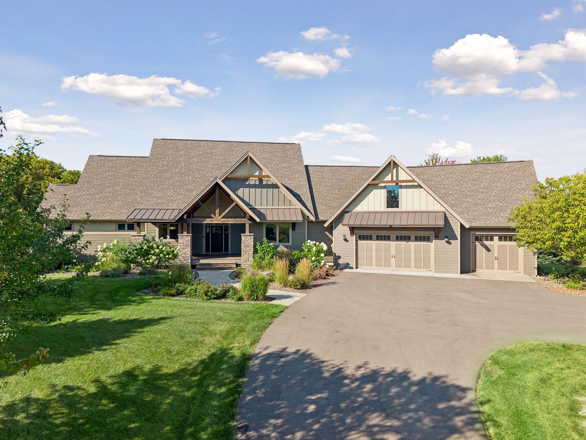 3536 Kelvin Court N