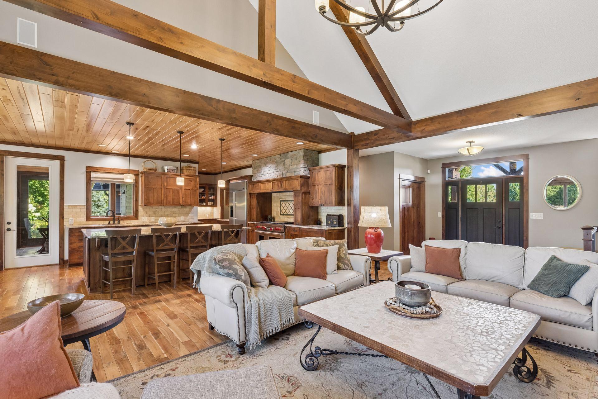 3536 Kelvin Court N
