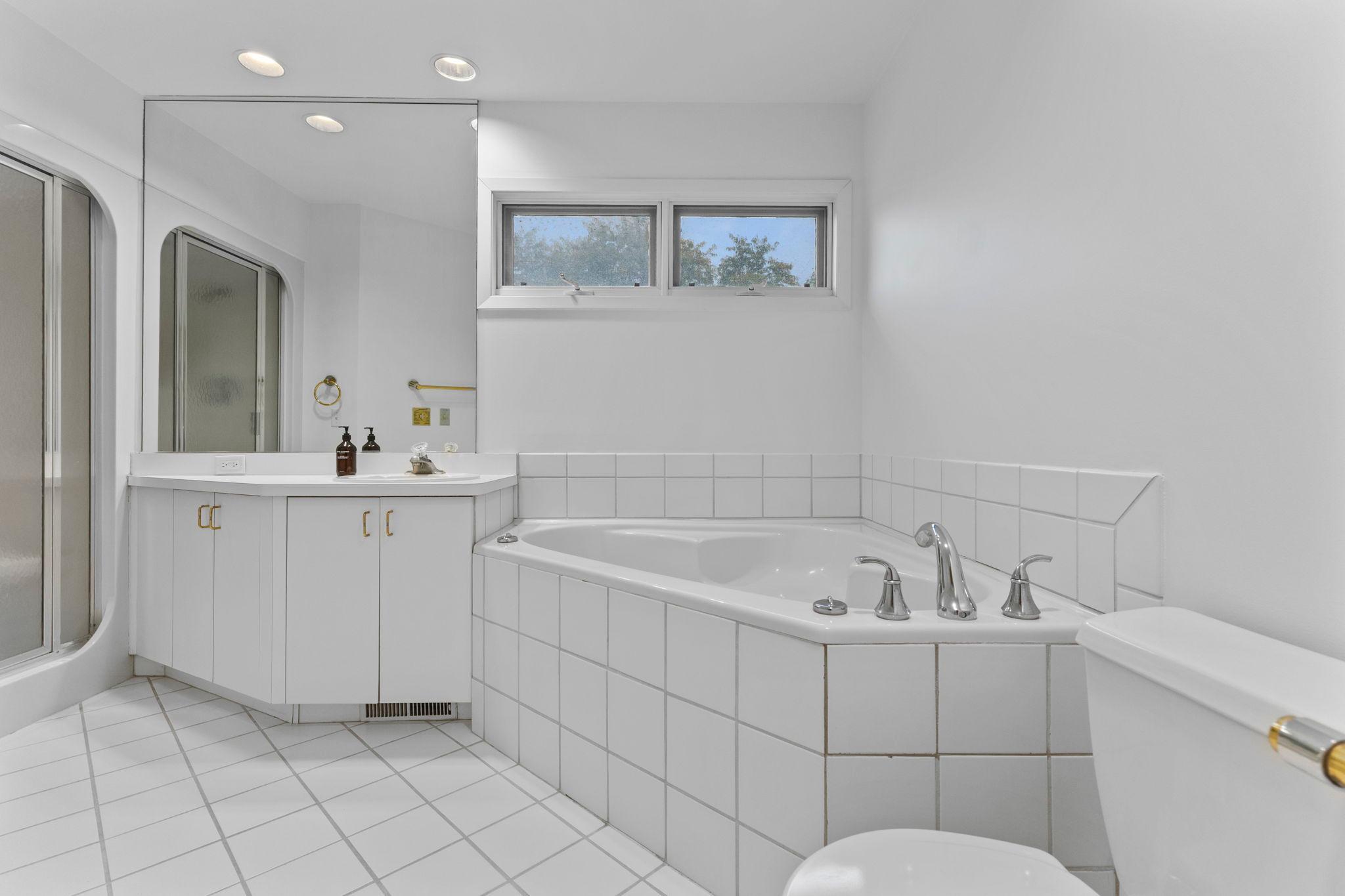 1483 Red Cedar Road