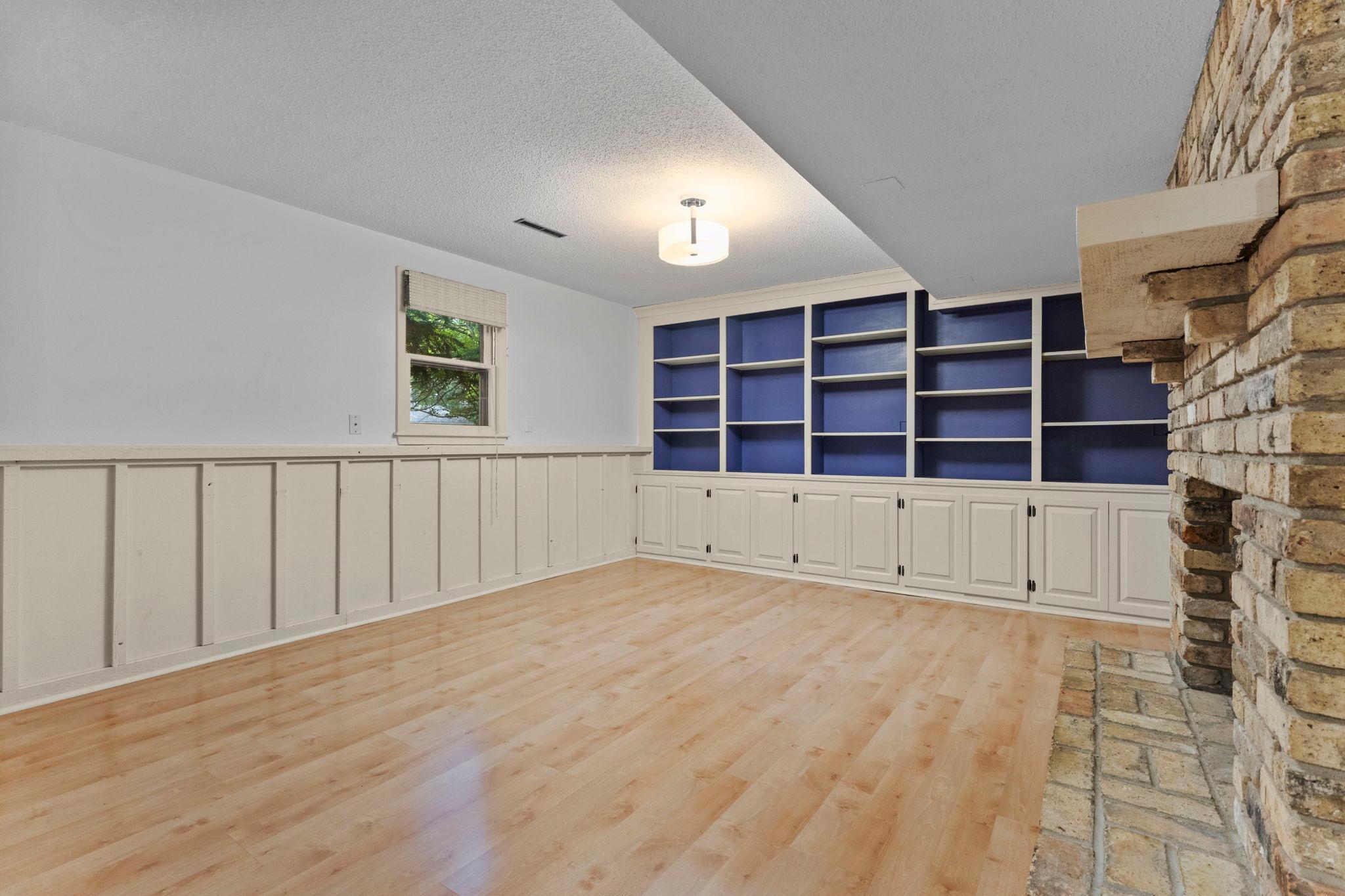 1483 Red Cedar Road