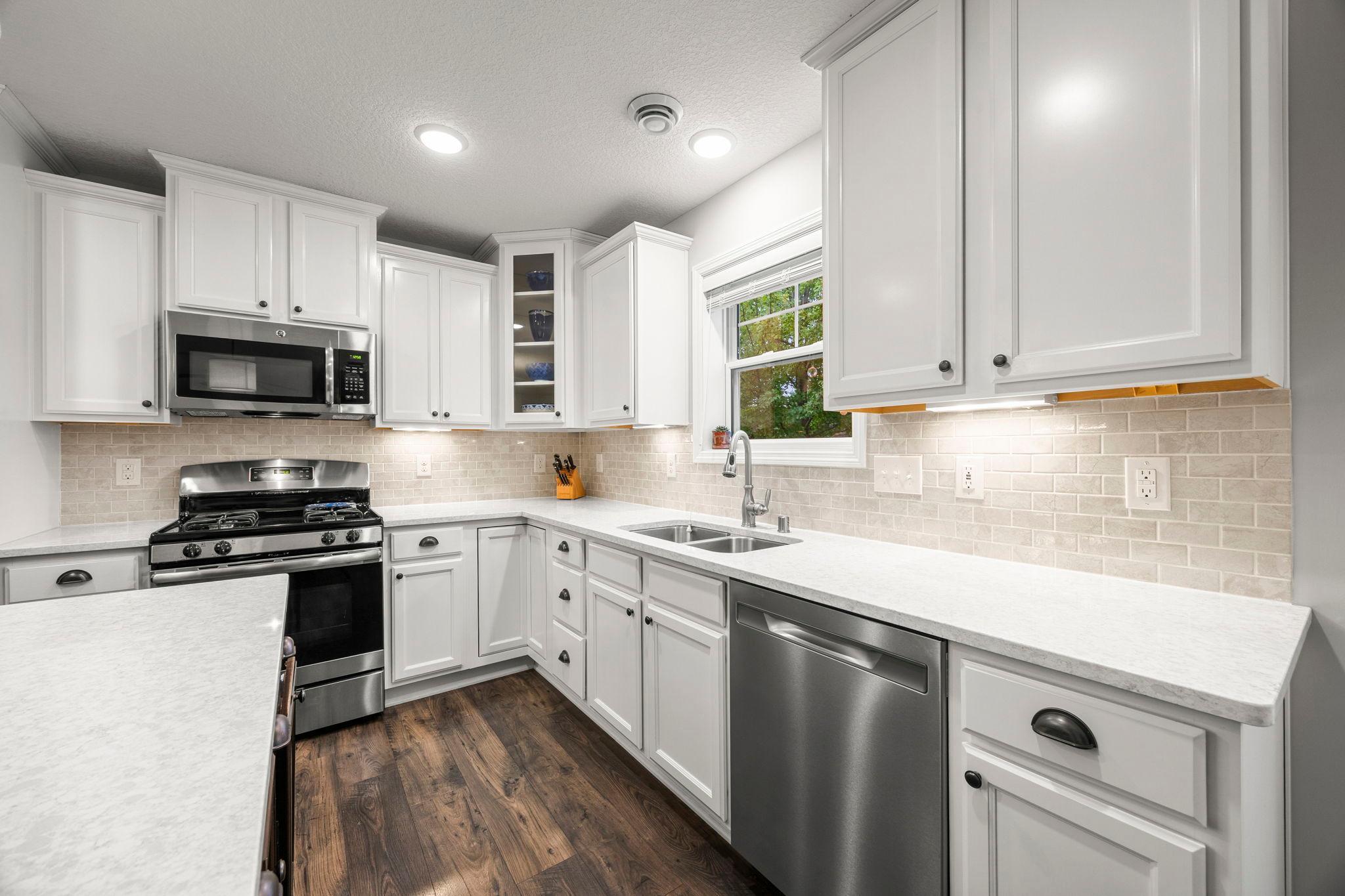 9799 5th Street Lane N