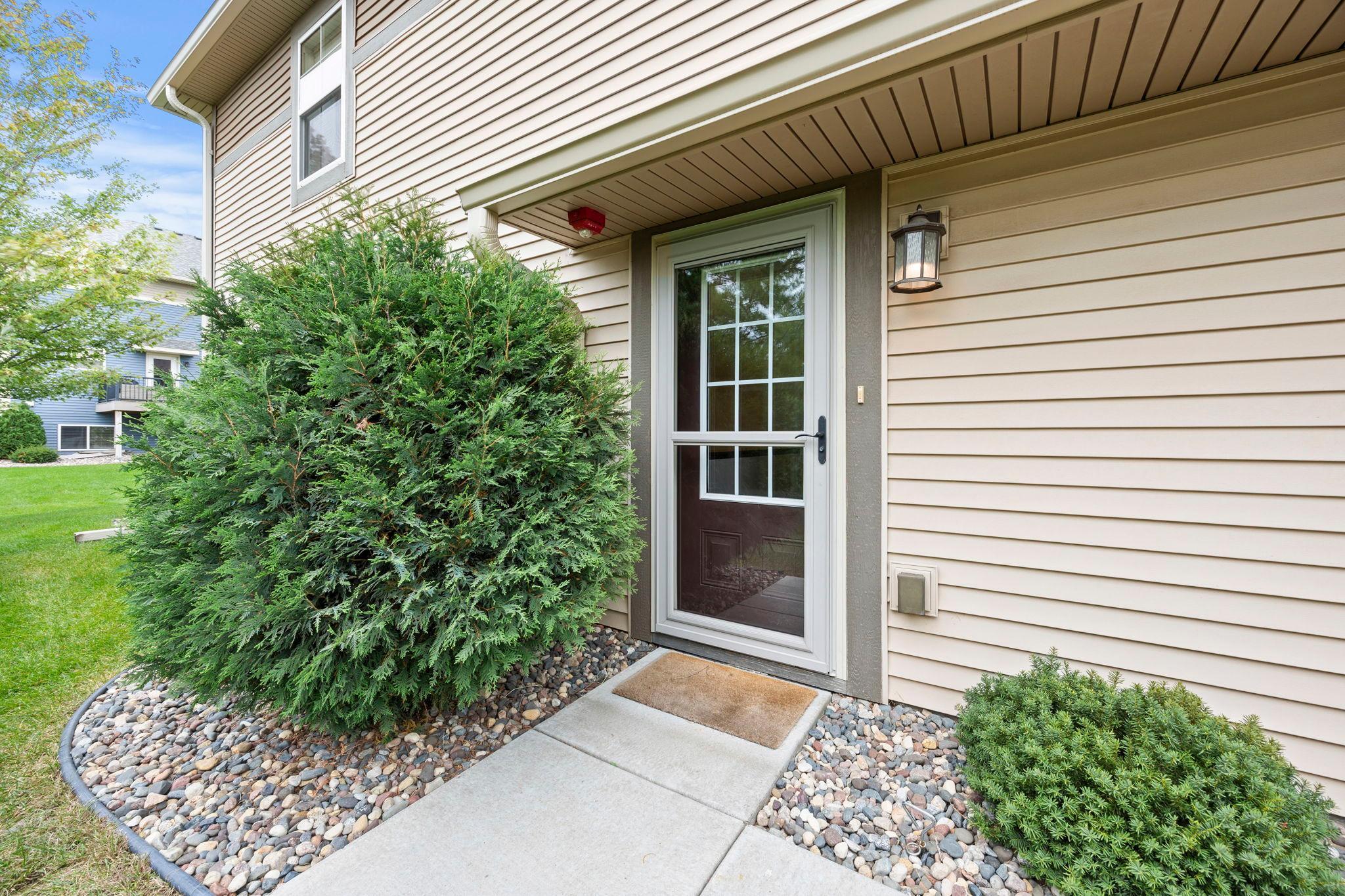 9799 5th Street Lane N