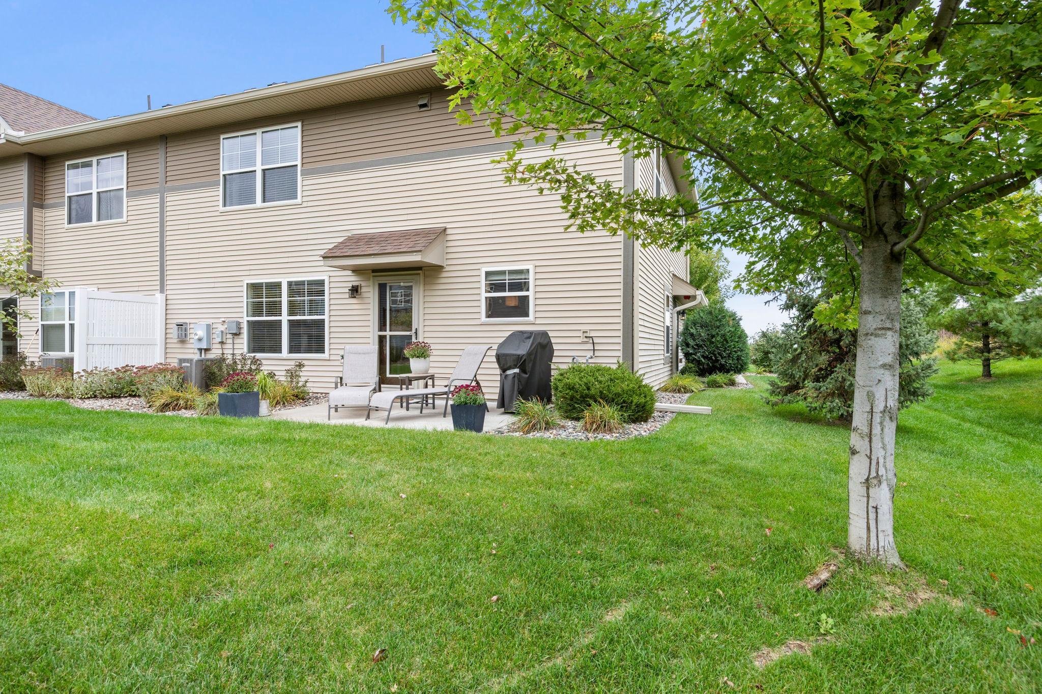 9799 5th Street Lane N