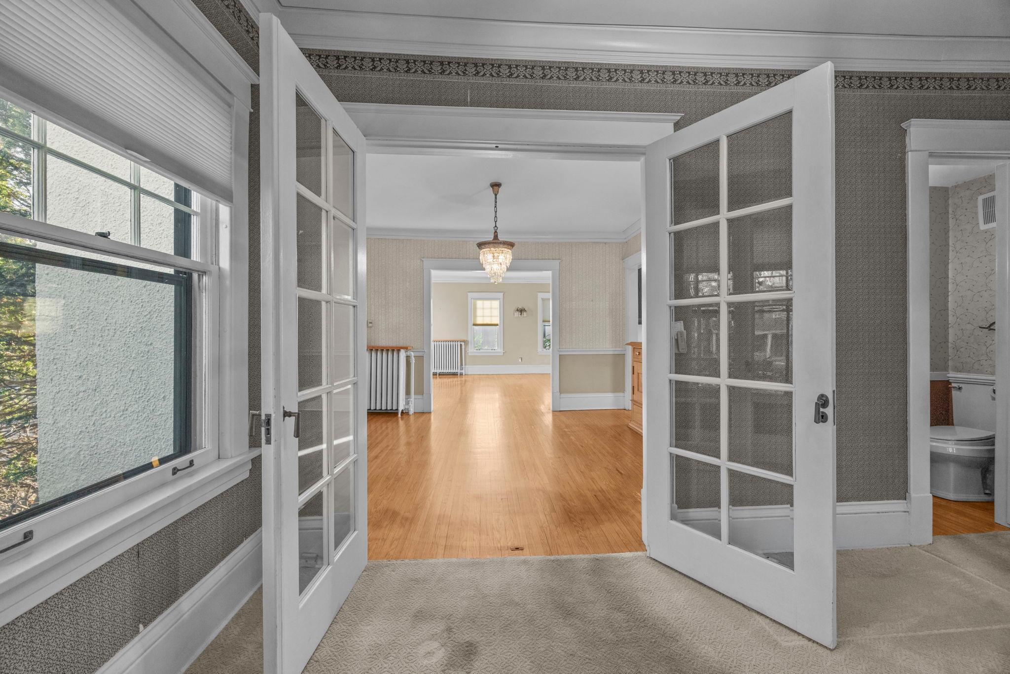 579 Lincoln Avenue