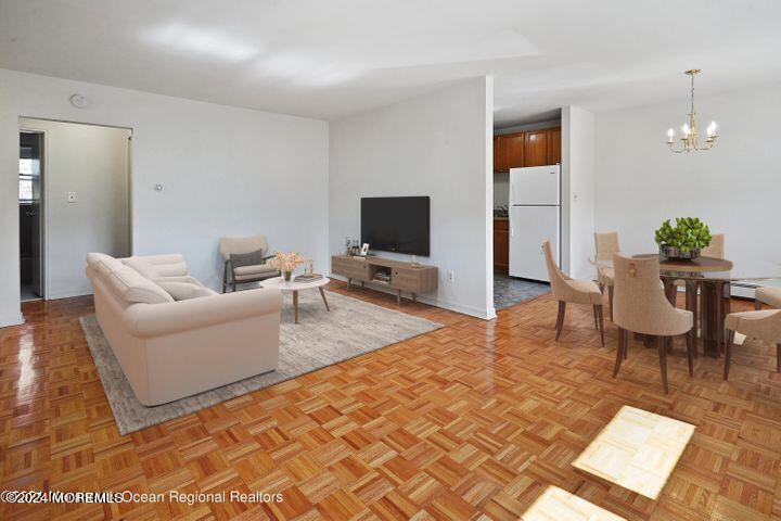 151 Spring Lake Gardens Court Unit: 12