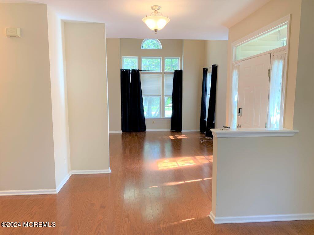 87 Banyan Boulevard