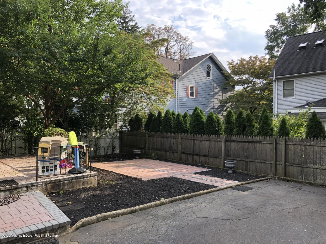 316 Spring Street UPPER
