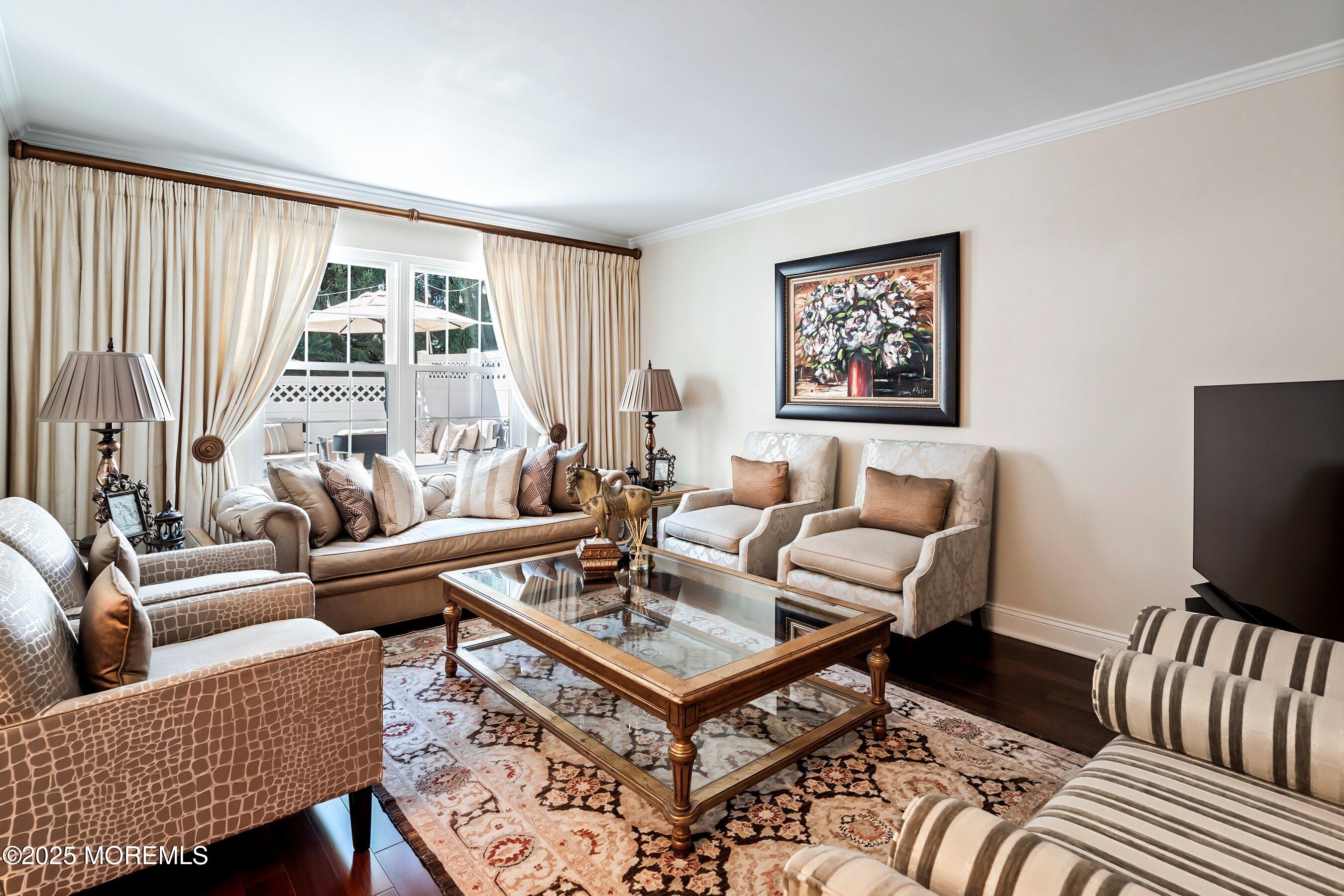 32 Bristel Road, 212
