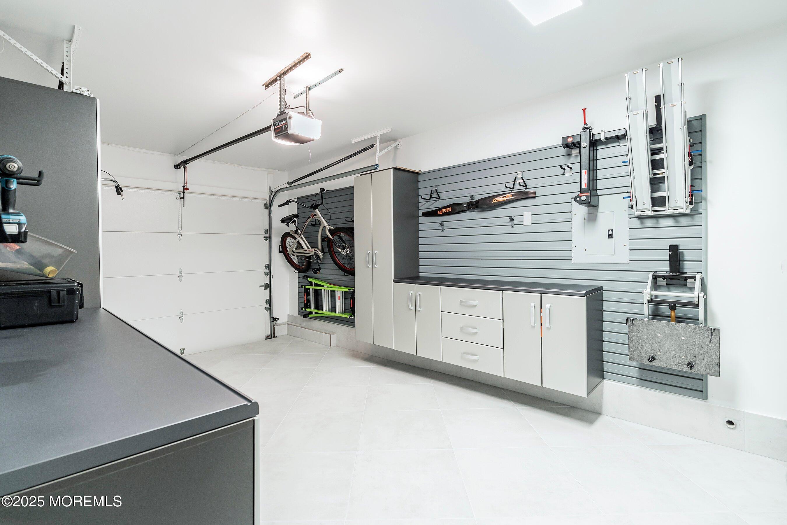 32 Bristel Road, 212