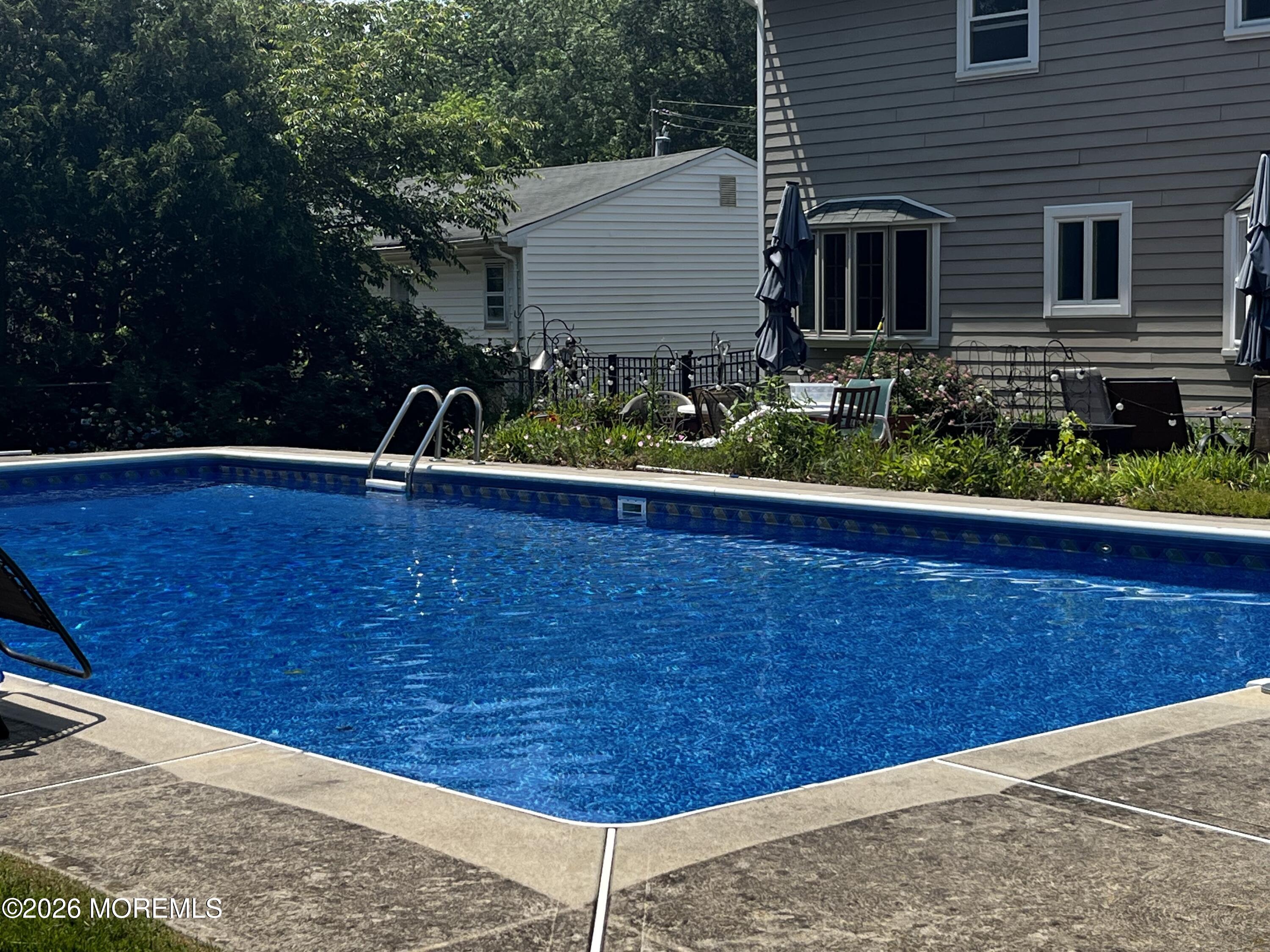 11 Benet Drive