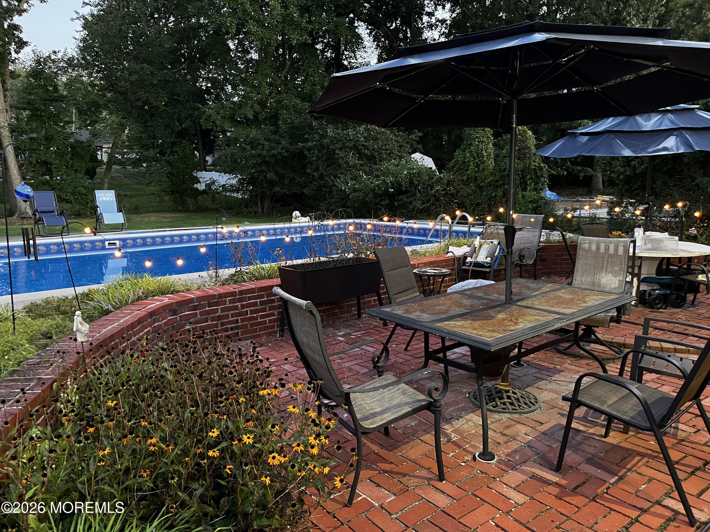 11 Benet Drive